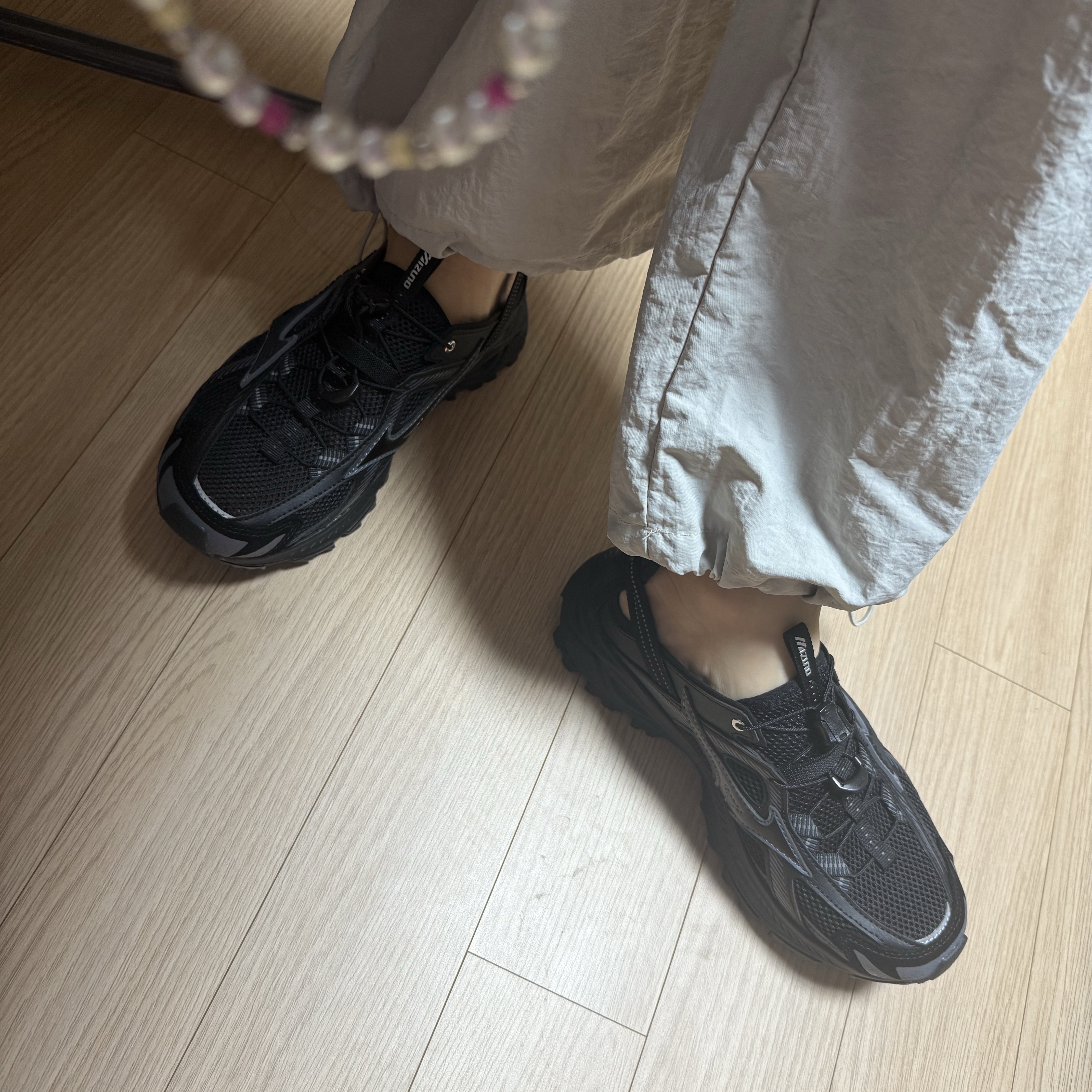 Mizuno Racer Trail SE Black 착용 스타일 - 1