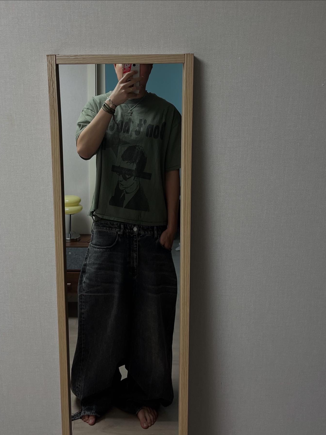 (W) Balenciaga Low Crotch Jeans Black, Rick Owens Geobasket Sneakers Black Milk 착용 스타일 - 3