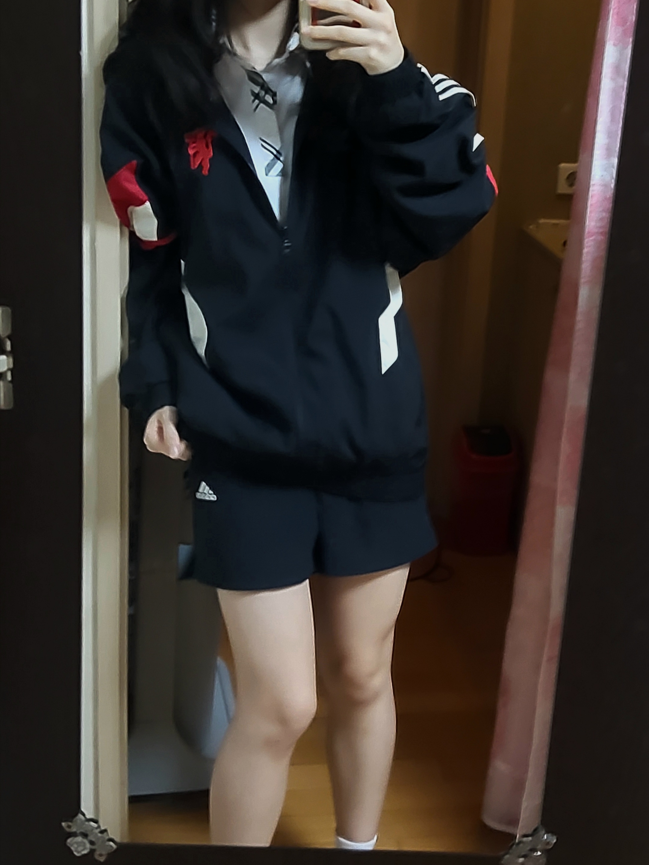 Adidas Manchester United Originals Track Top Black Red - KR Sizing 착용 스타일 - 1