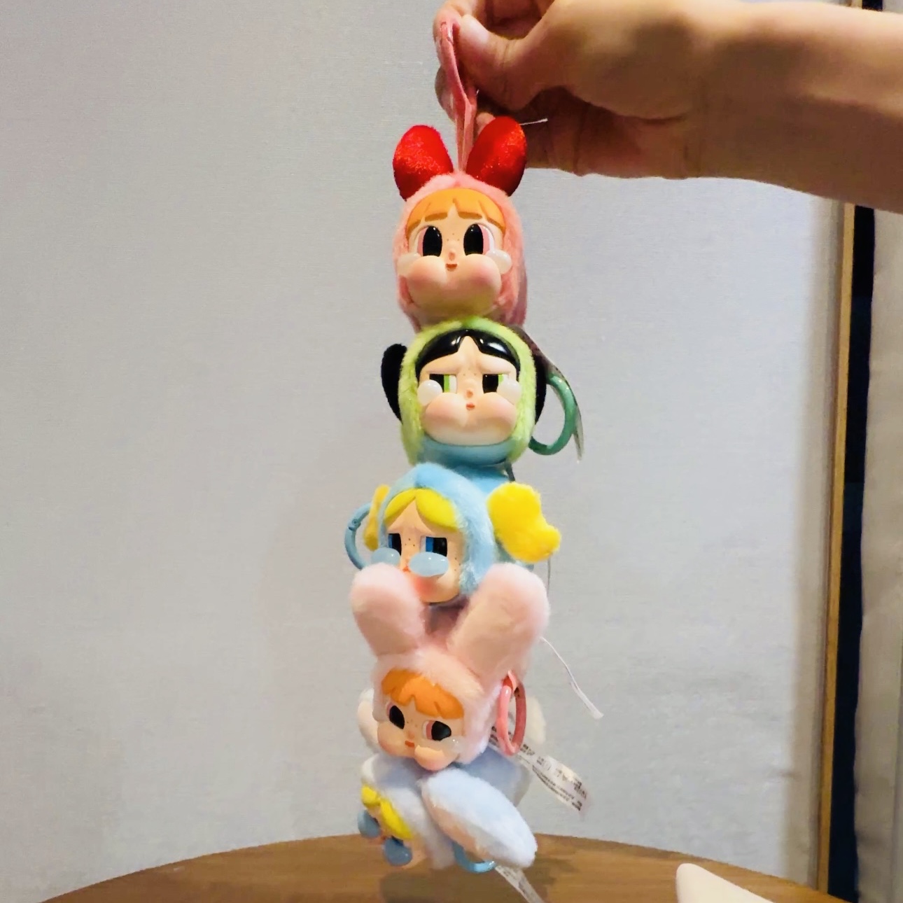 Pop Mart Crybaby x Powerpuff Girls Series Keyring Sealed Case (6 Blind Boxes) 착용 스타일 - 3