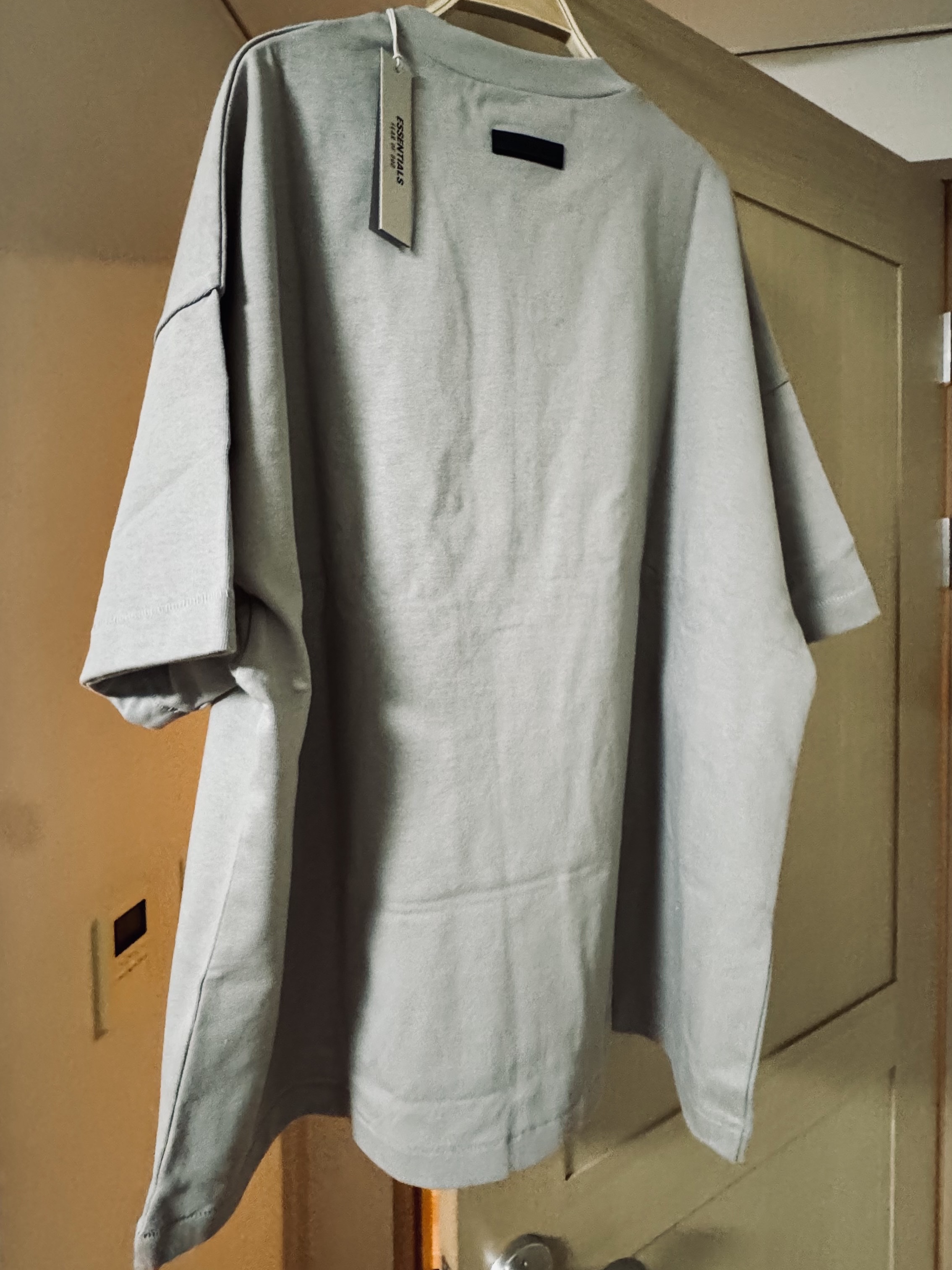 Essentials Heavy Jersey Crewneck T-Shirt Seal - 24SS 착용 스타일 - 2