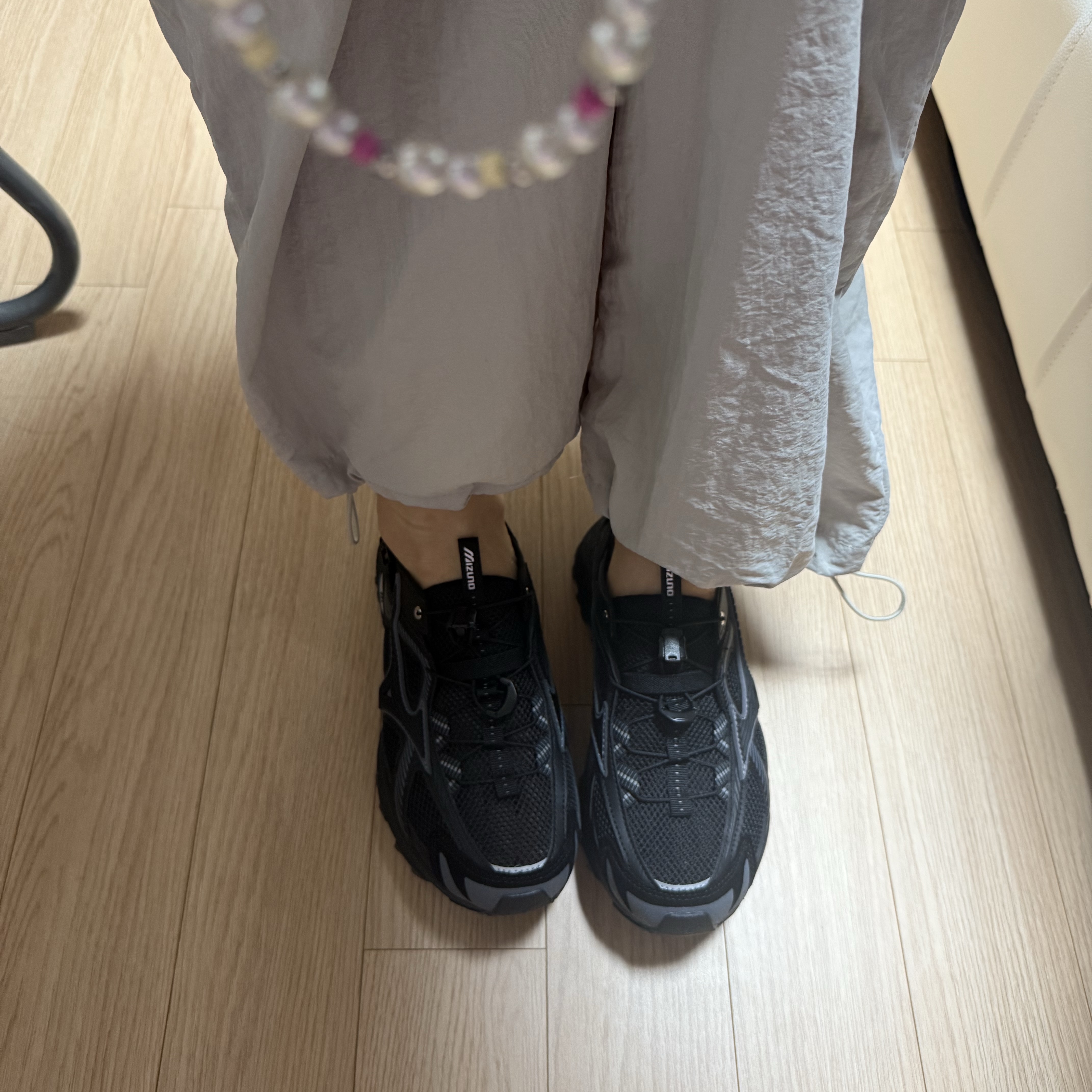 Mizuno Racer Trail SE Black 착용 스타일 - 2
