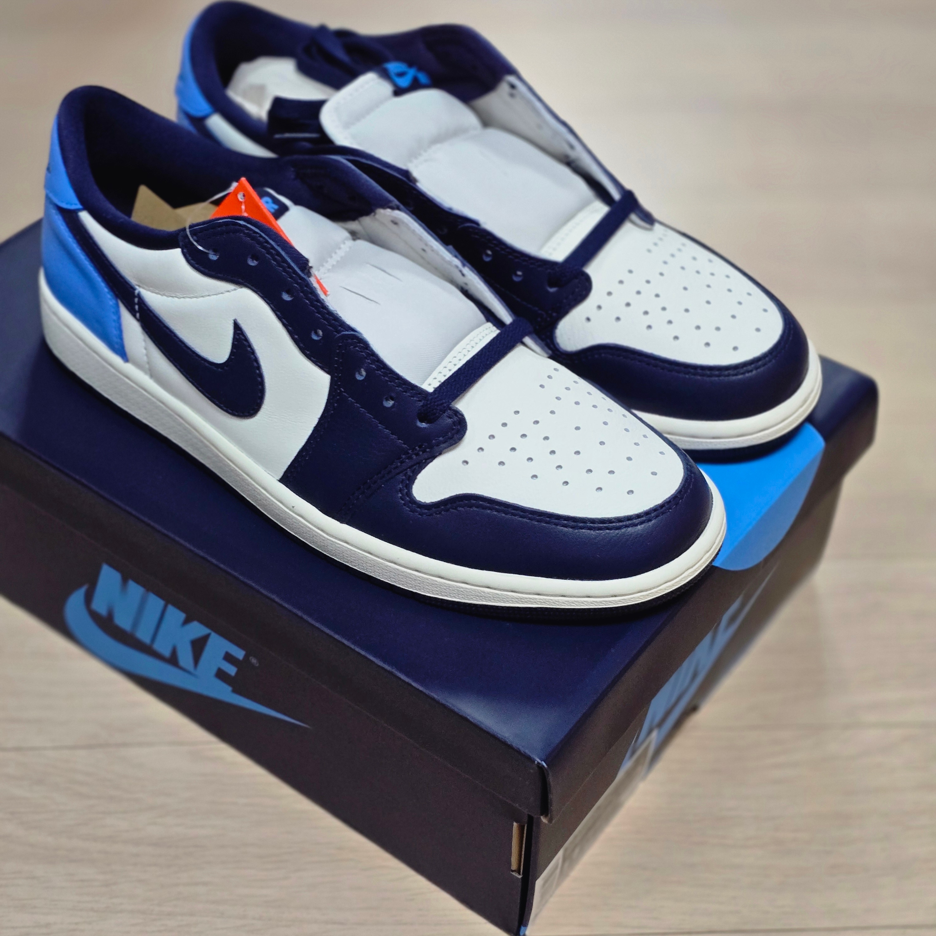 Jordan 1 Low Obsidian 착용 스타일 - 2