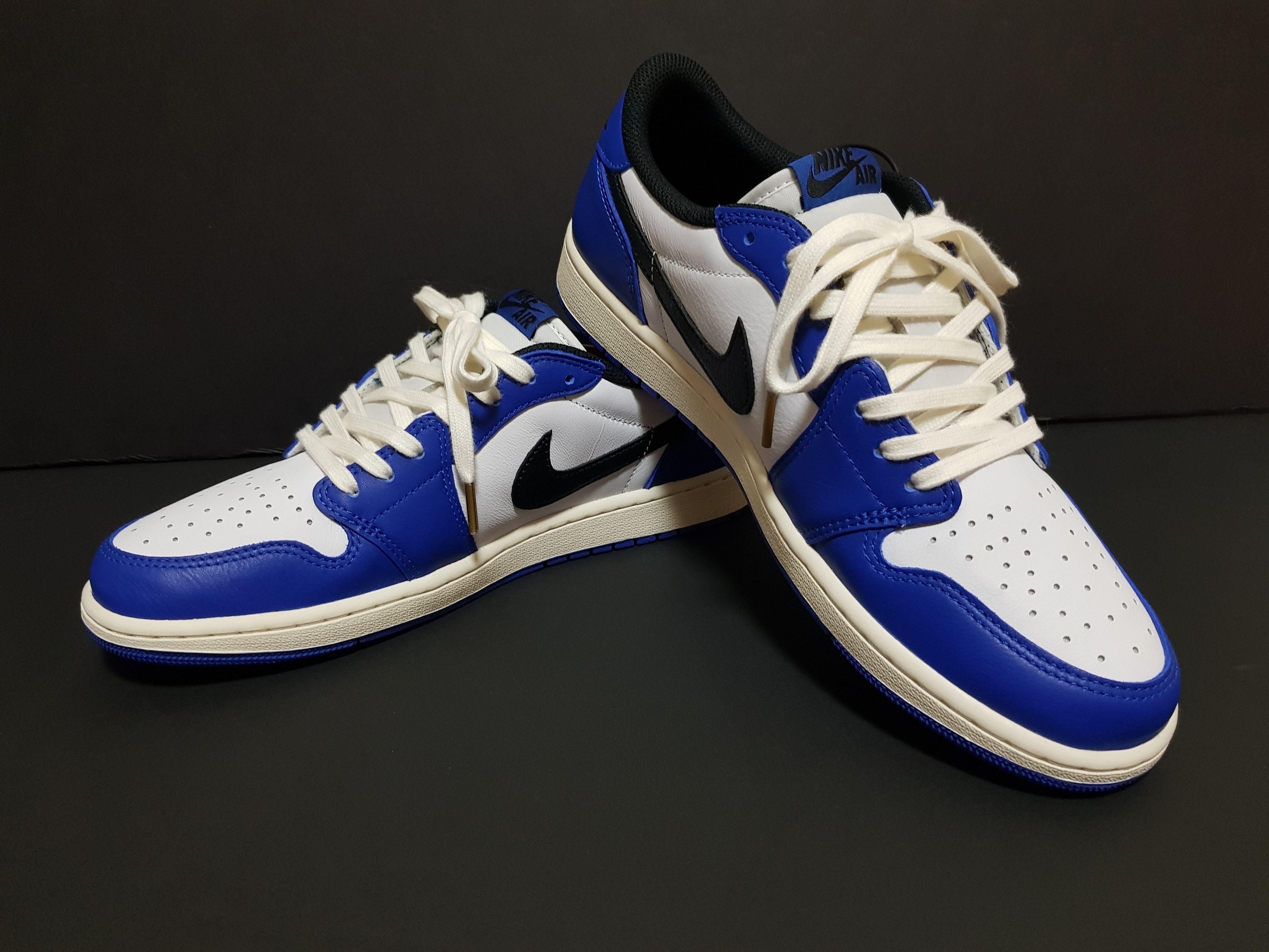 Jordan 1 Retro Low OG Game Royal 착용 스타일 - 1