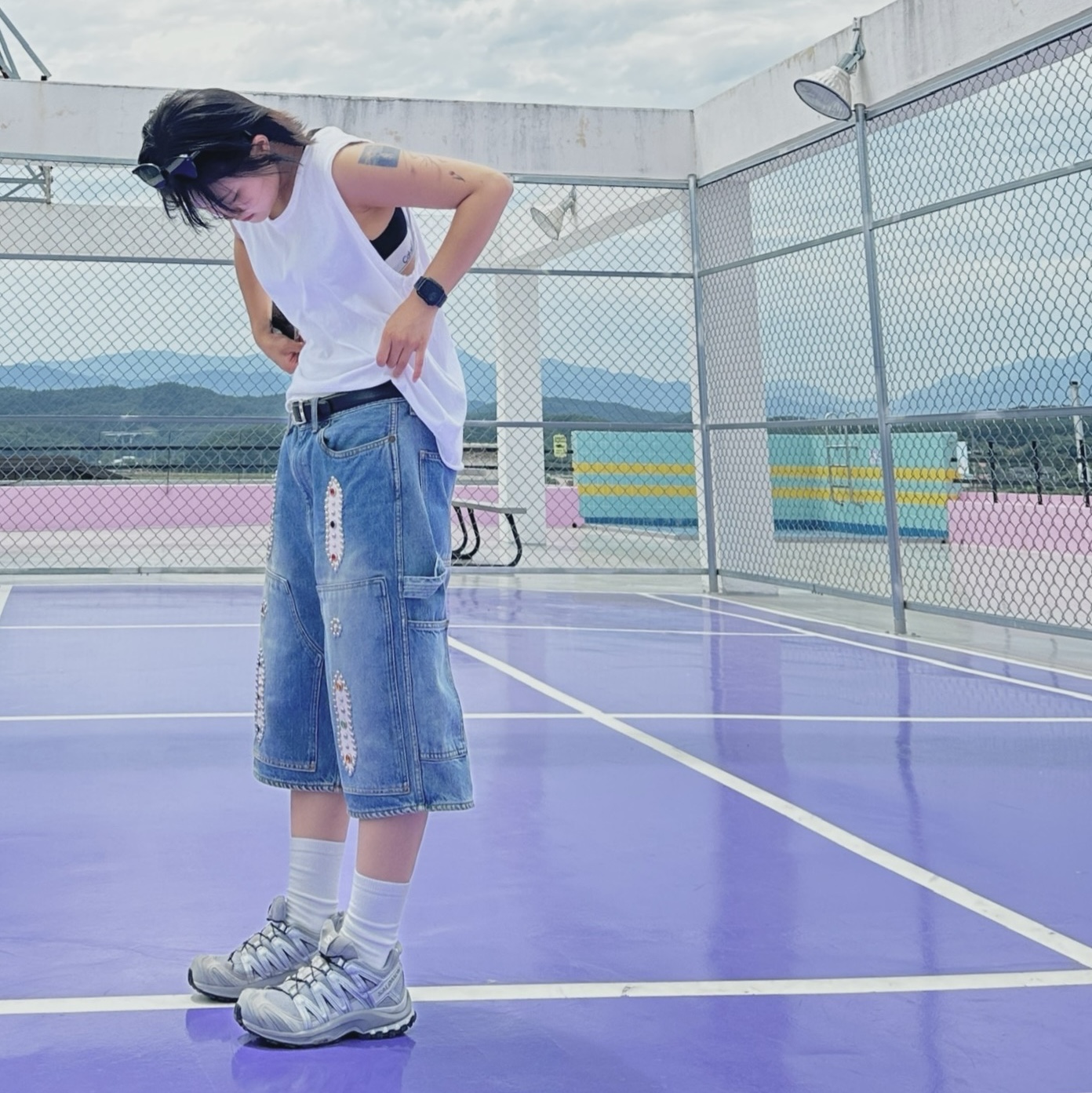 Kapital 14 oz. Denim Short Pants Studs Remake Indigo (Processing), Salomon XA Pro 3D Alloy Silver 착용 스타일