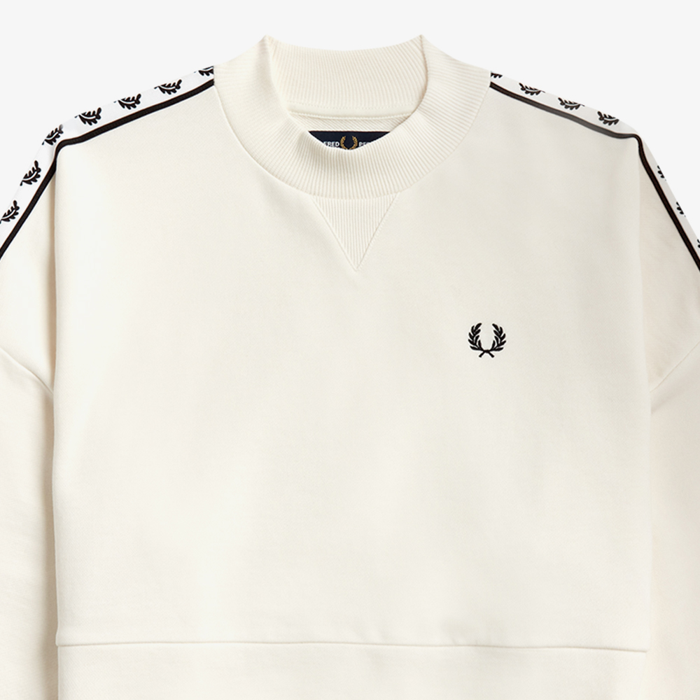 프레드페리 우먼스 테이프 스웨트셔츠 스노우화이트(Fred Perry Womens Taped Sweatshirt Snow White) - 2