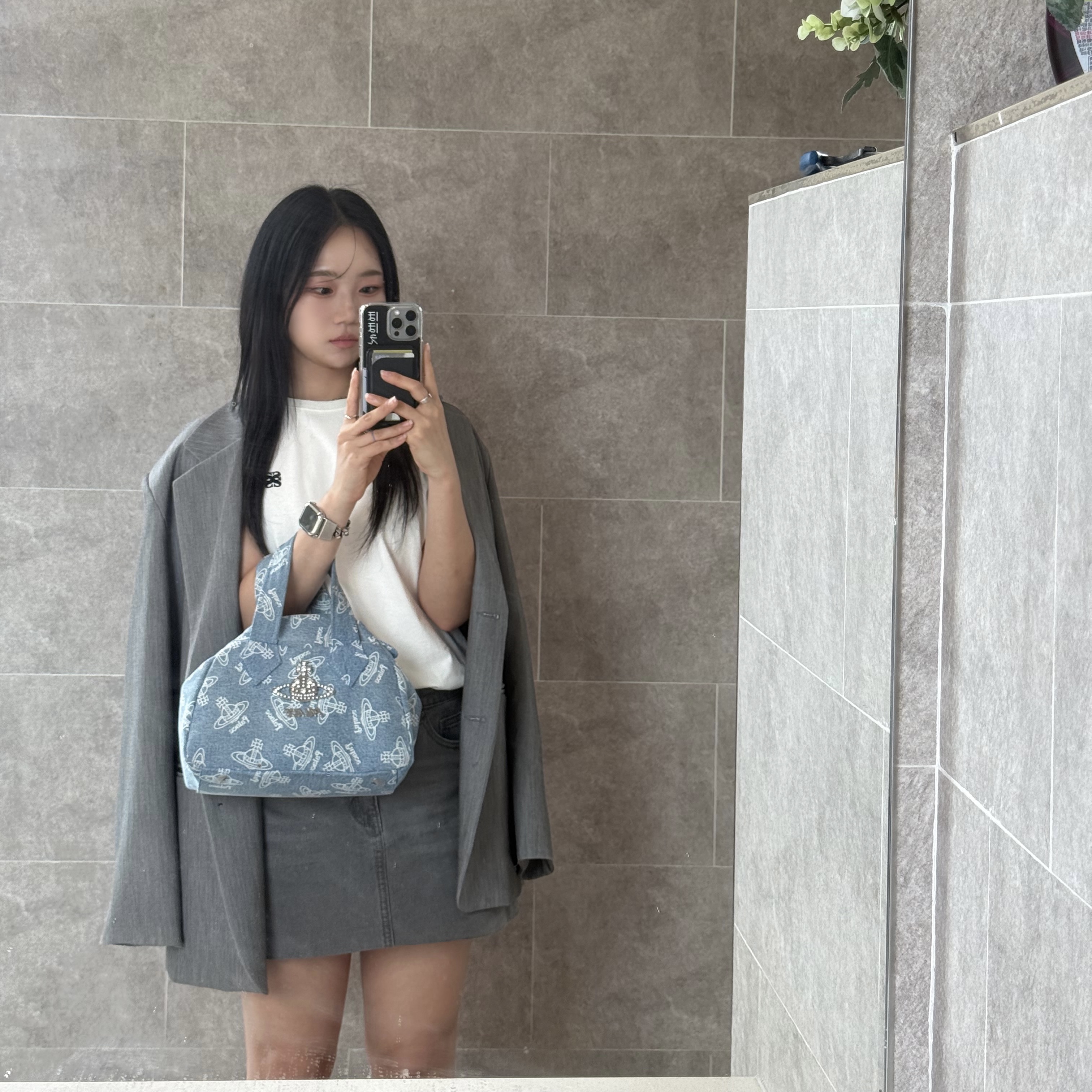 Palace x Vivienne Westwood Bowling Bag Orb Print - 24FW 착용 스타일