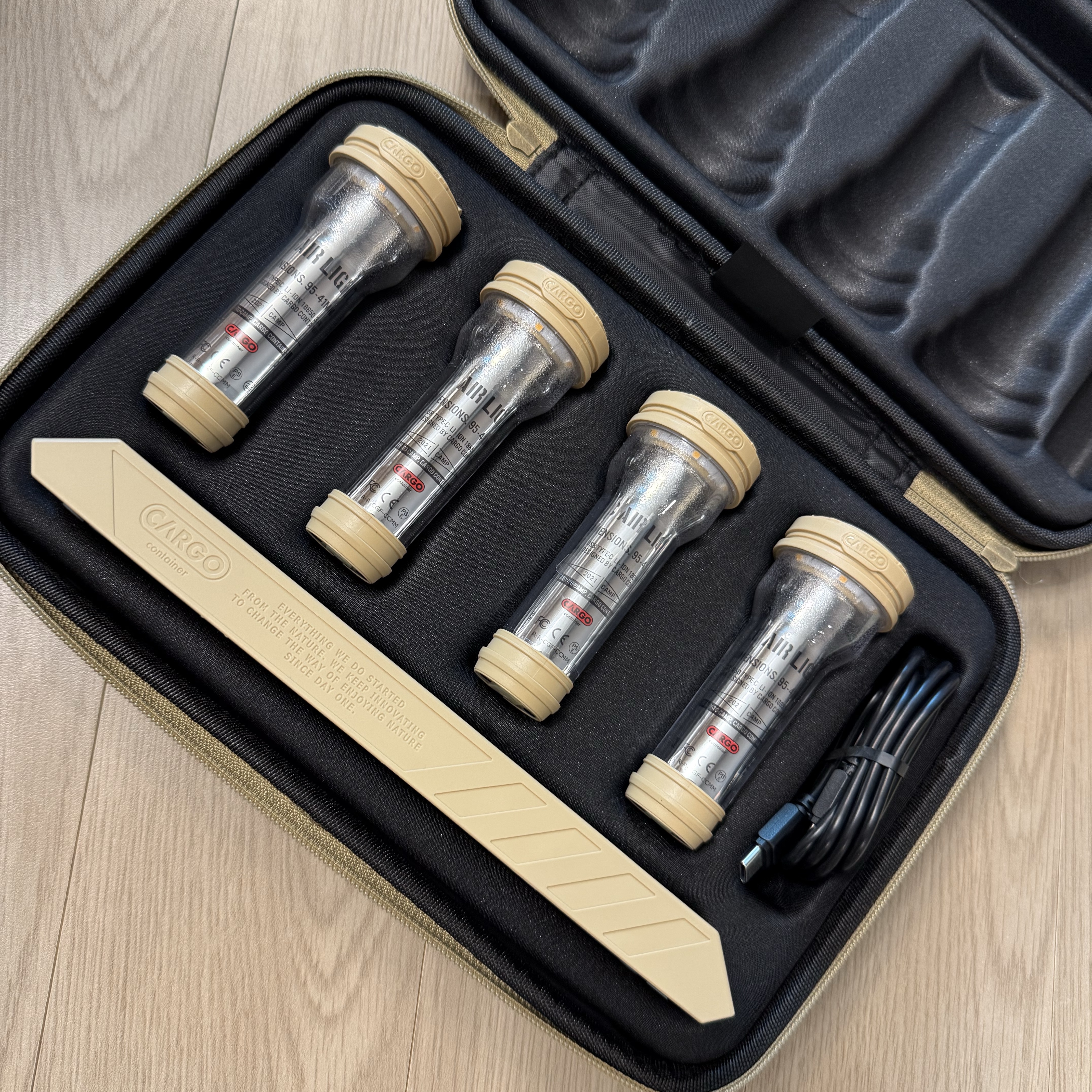 CARGO CONTAINER Air Light Beige 4EA Set 착용 스타일 - 2