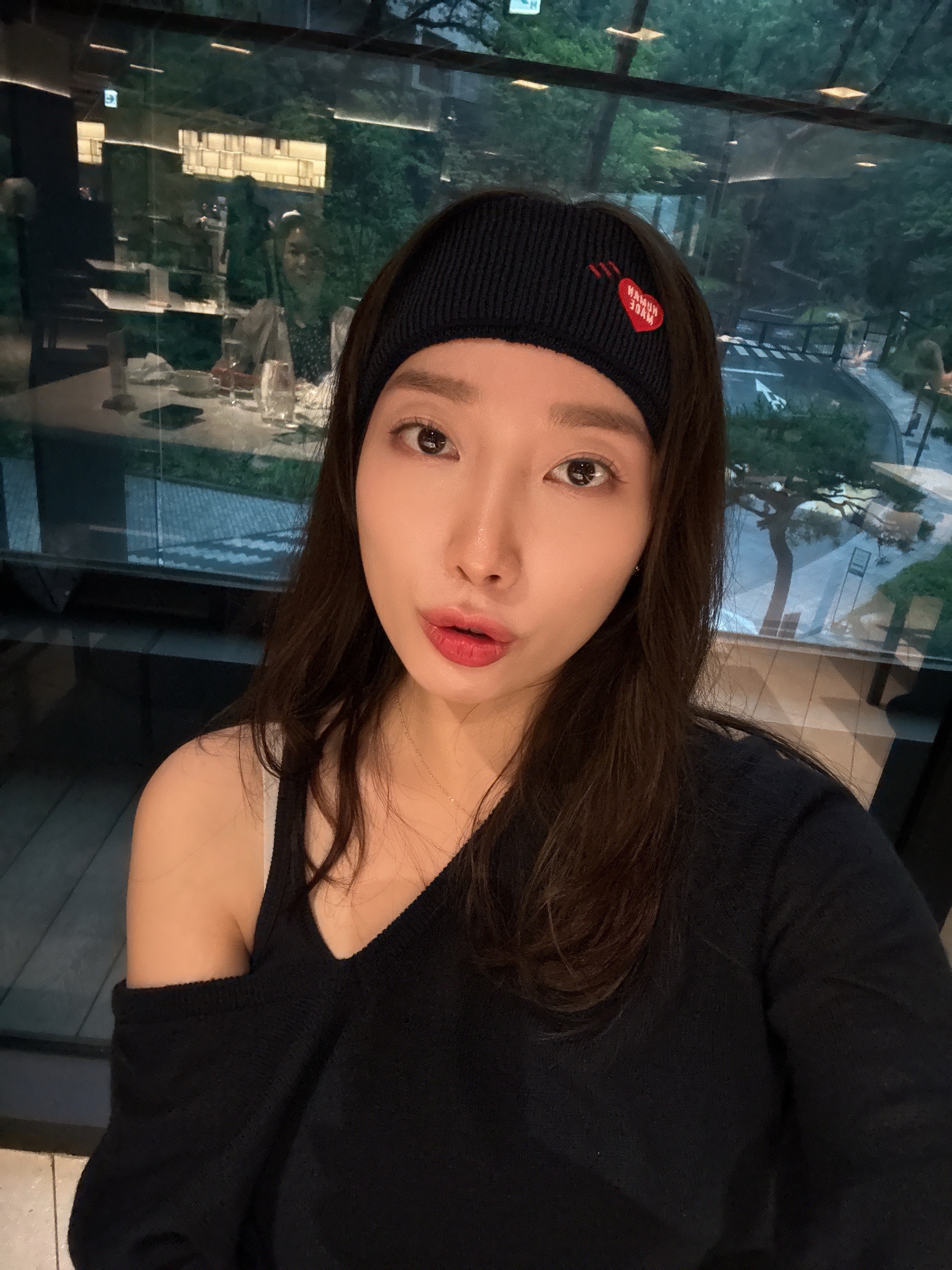 Human Made Head Band Navy 착용 스타일