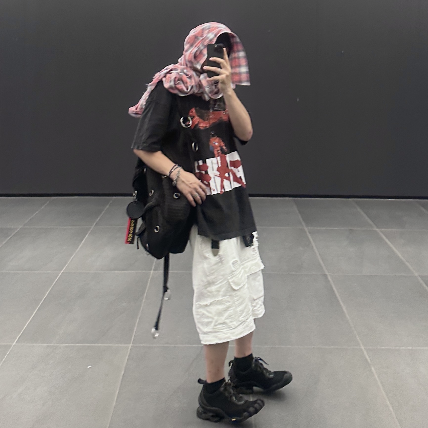 [더블적립]Farfromwhat Far Flannel Shirts 05, Balenciaga Toe Lace-Up Vibram Sneakers Black 착용 스타일 - 1