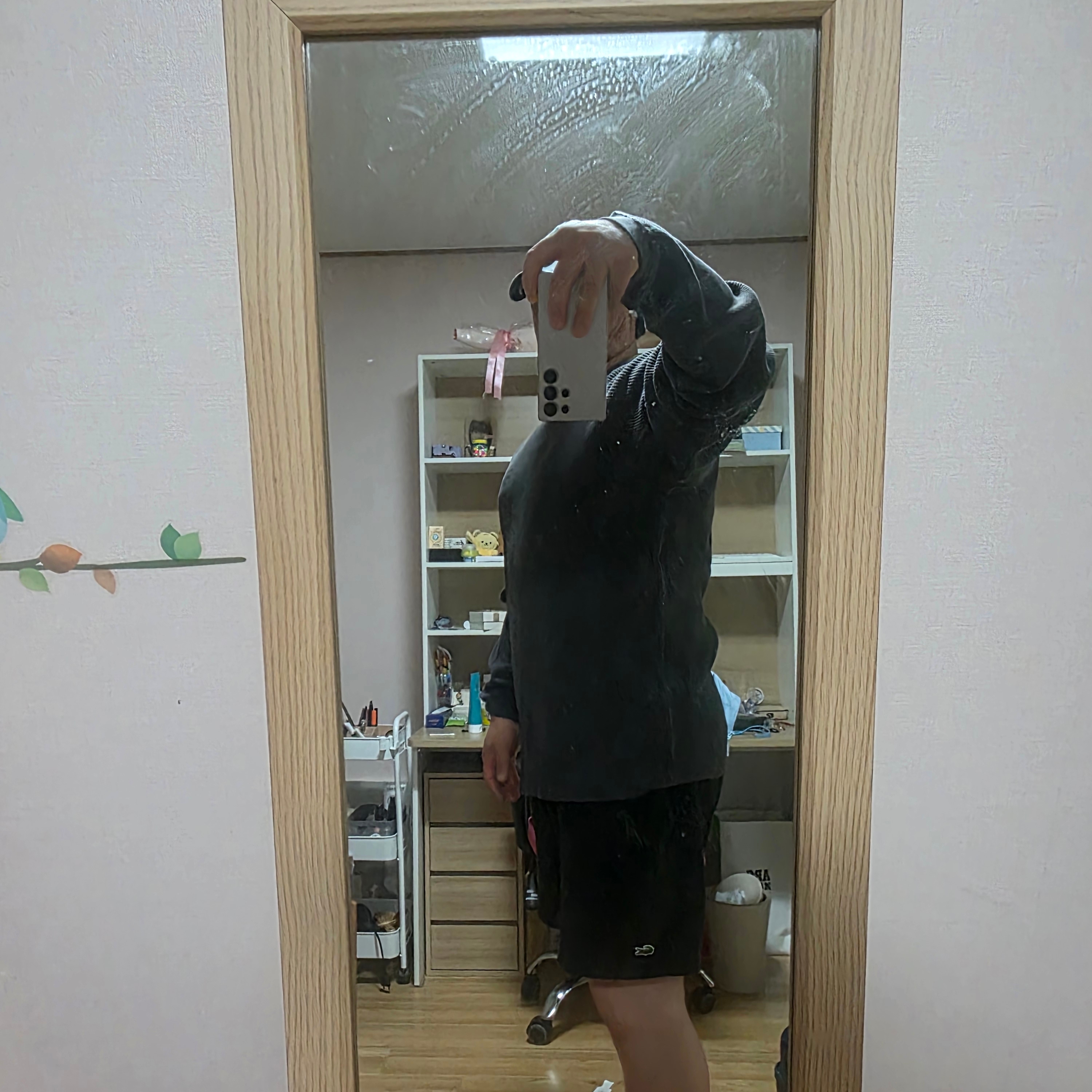 Stussy Raglan Thermal LS Crew Washed Black 착용 스타일