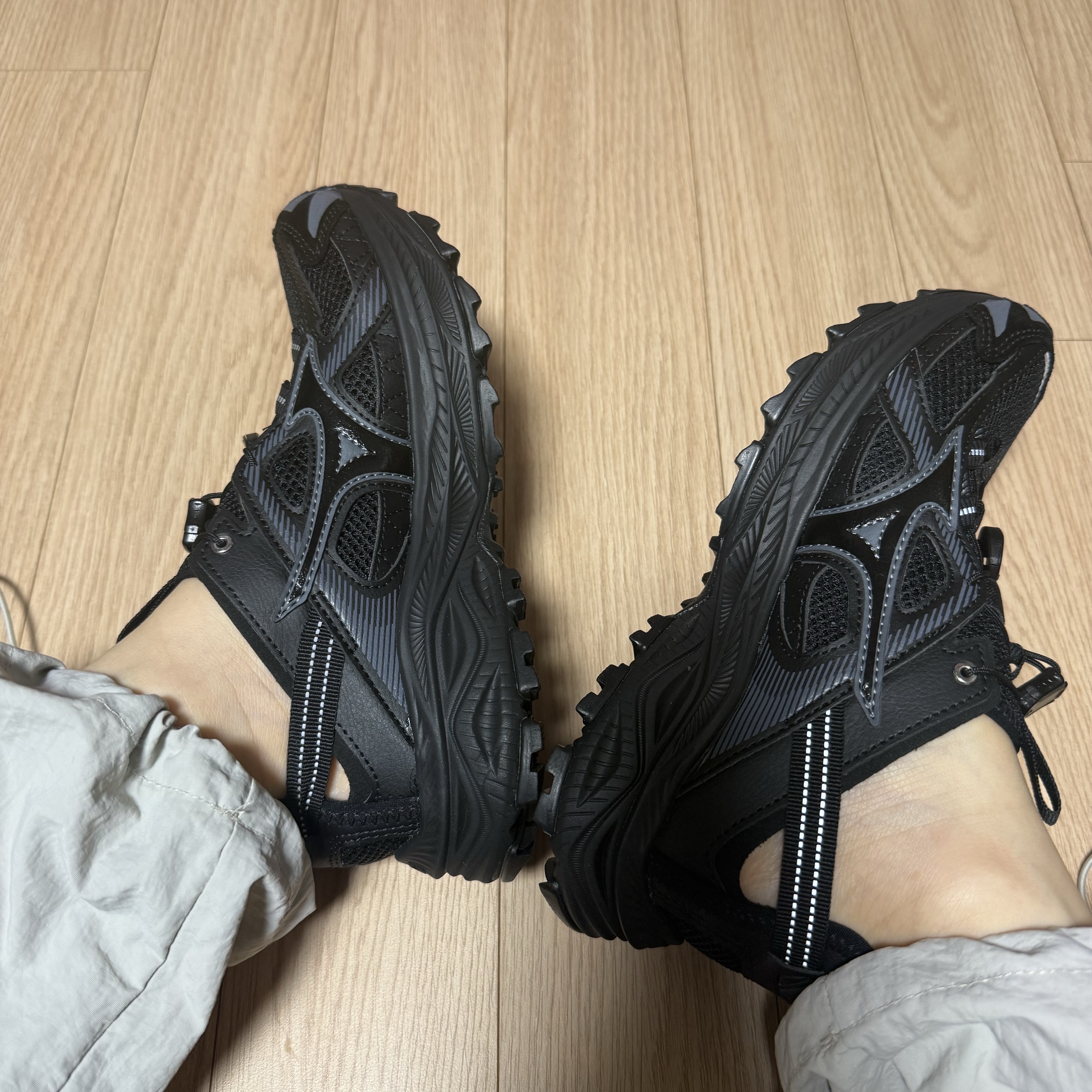 Mizuno Racer Trail SE Black 착용 스타일 - 4