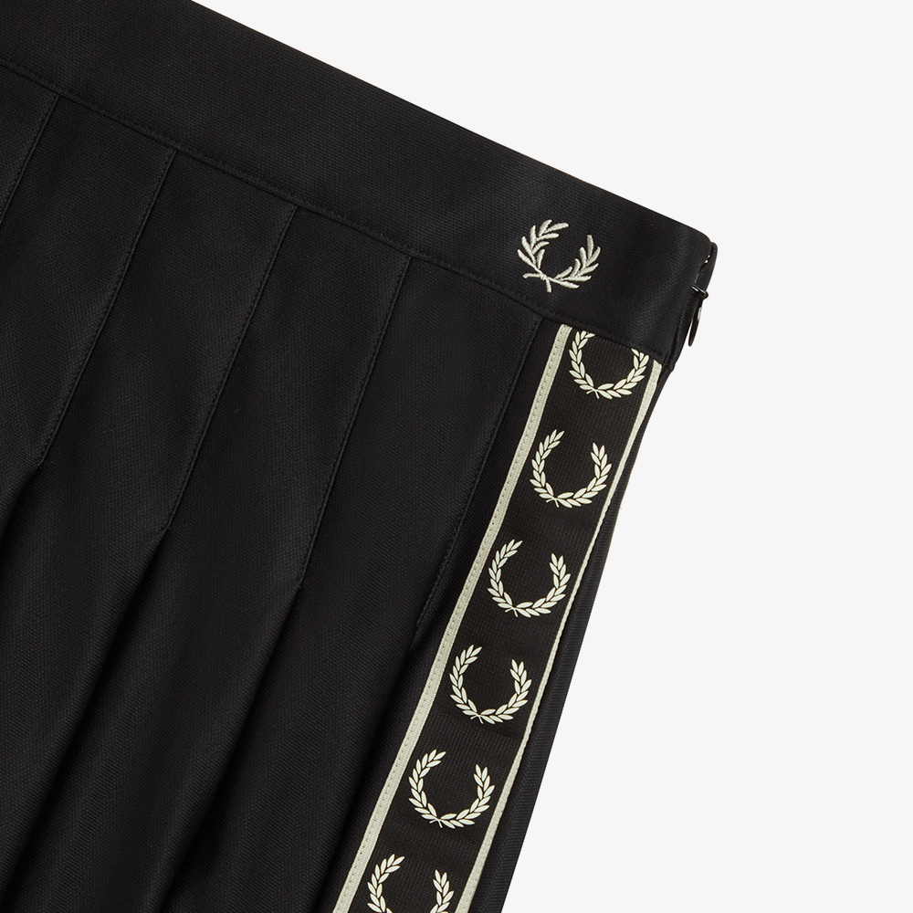 프레드페리 우먼스 테잎 플리츠 스커트 블랙(Fred Perry Womens Taped Pleated Skirt Black) - 5