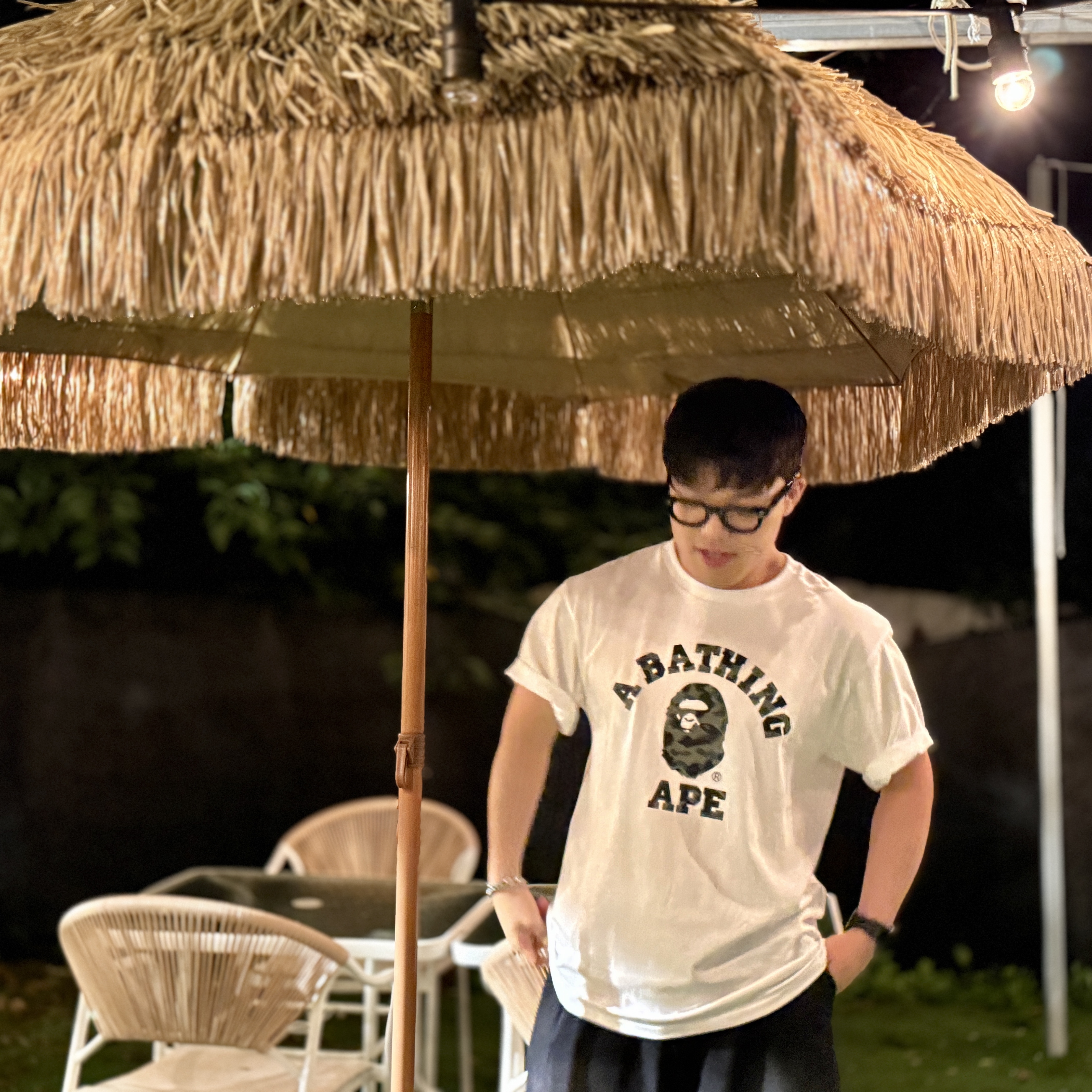 BAPE 1st Camo College T-Shirt White Green 착용 스타일 - 4