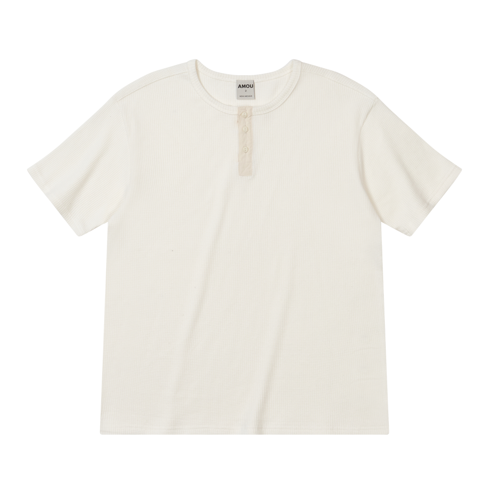 AM25SSHS25WH AMOU Essential Waffle Henley Neck Ivory