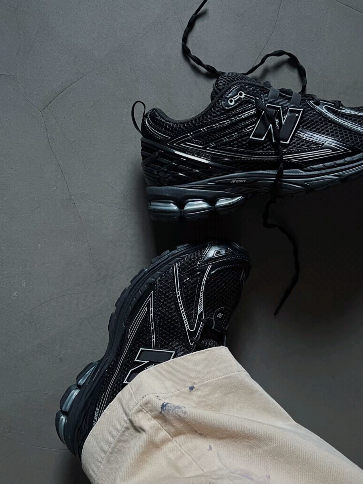 Mizuno Racer Trail SE Silver Grey, (W) Nike Air Superfly Metallic Silver and Black 착용 스타일 - 10