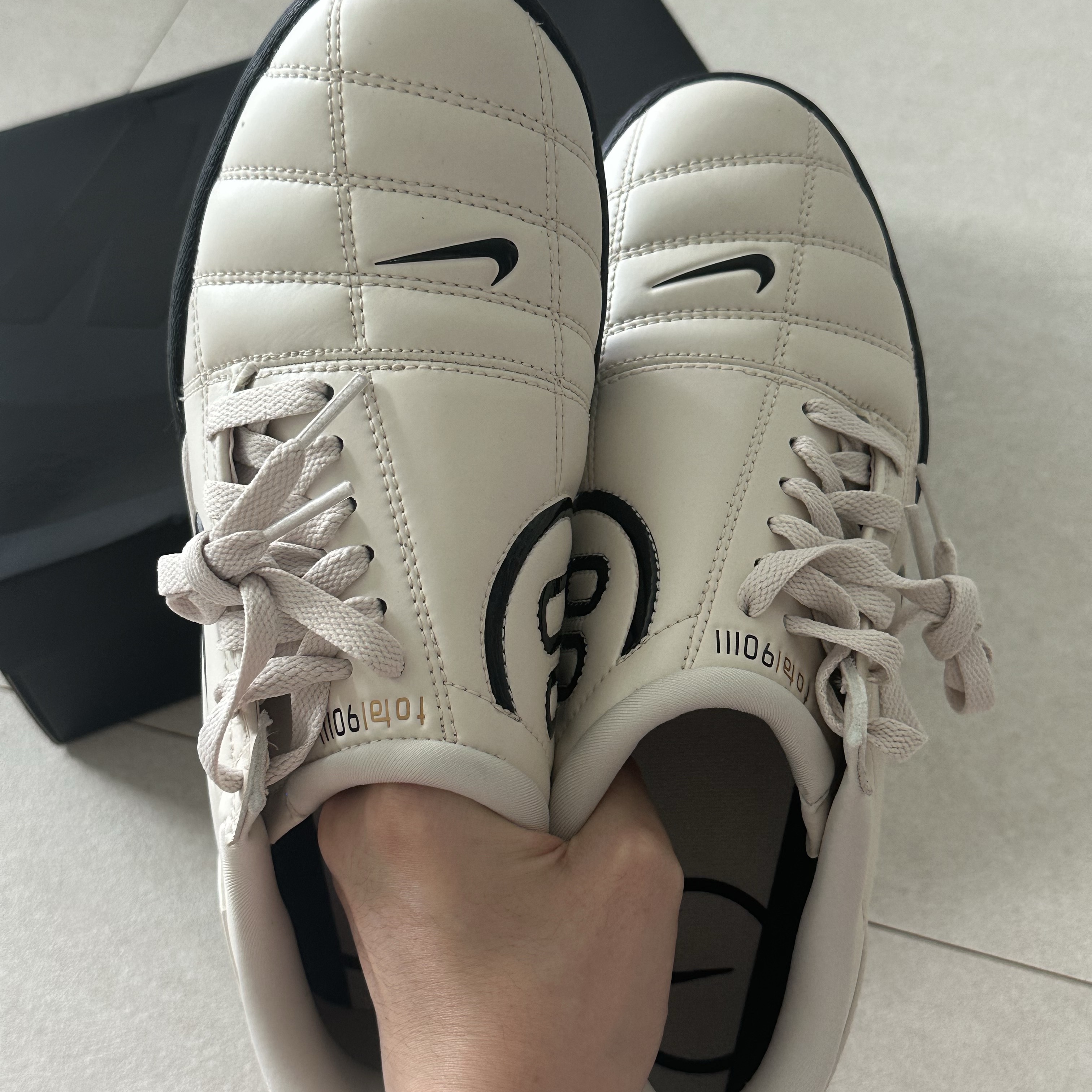 Nike Total 90 III SP Light Orewood Brown Black 착용 스타일 - 4