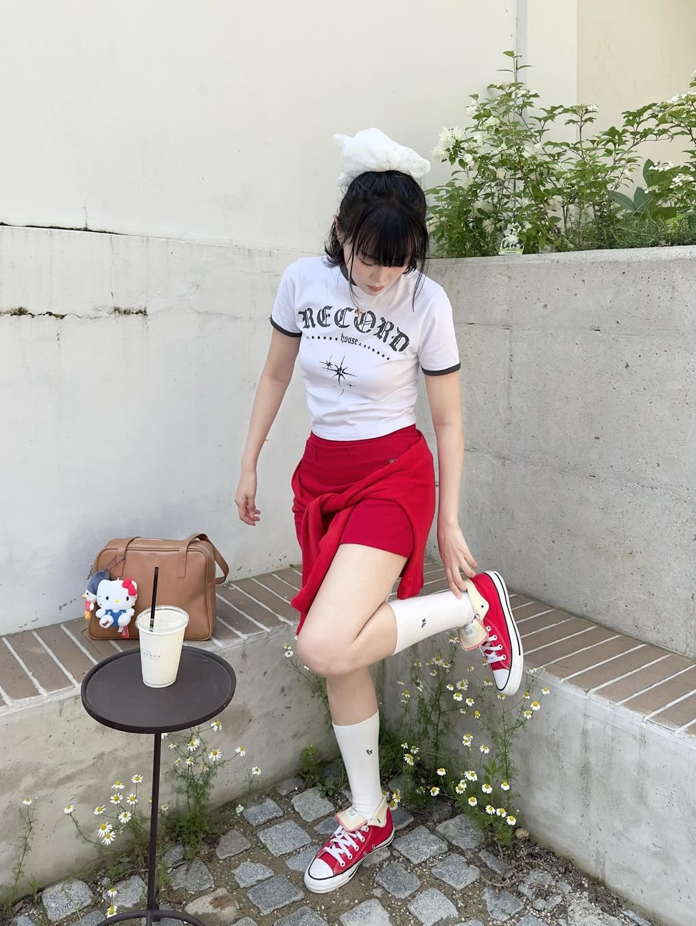 SLOW RECORD HOUSE Unisex RECORD Ringer Tee White 착용 스타일 - 4