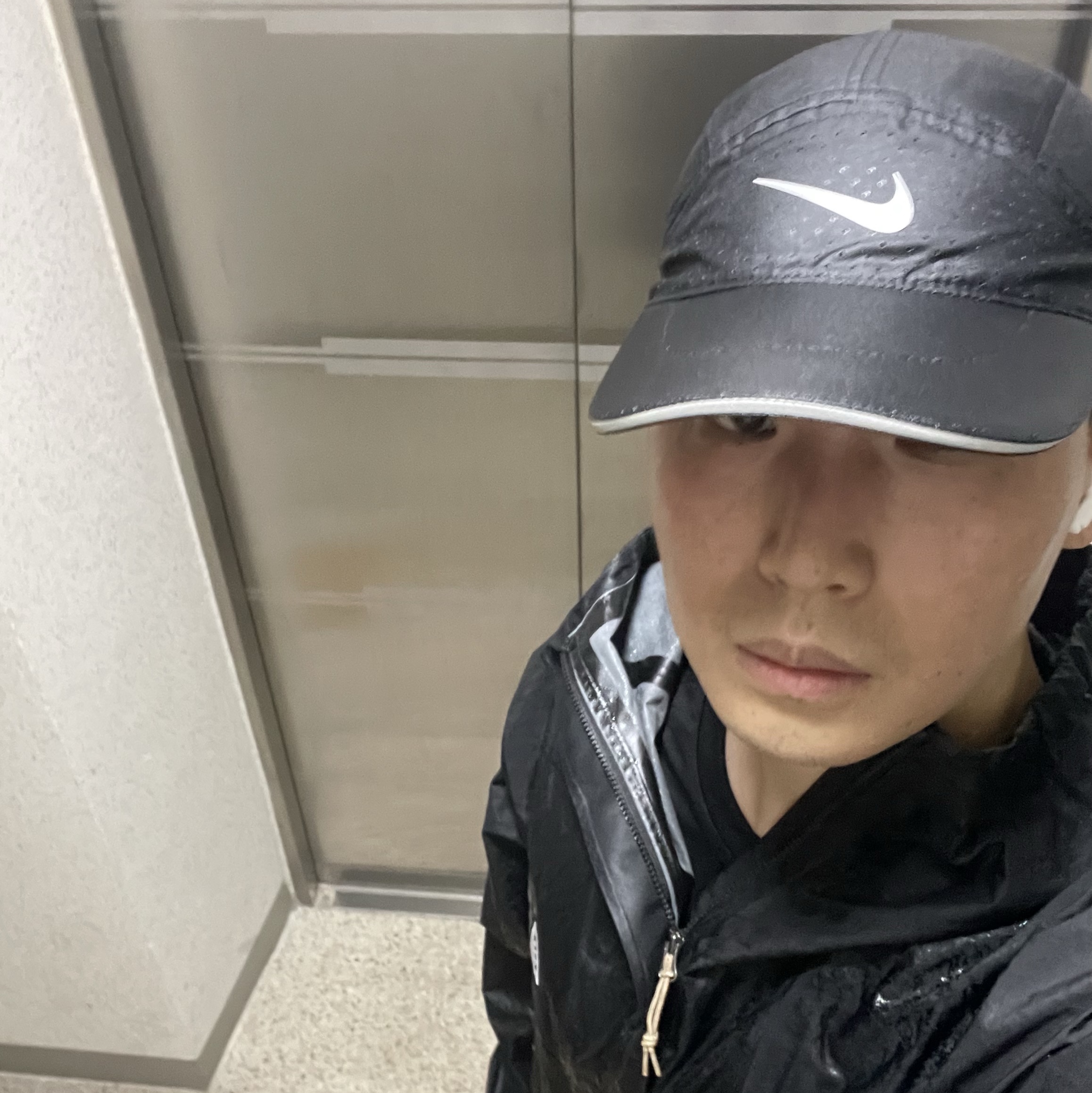 Nike ACG Storm-Fit ADV Cascade Rains Full Zip Jacket Black - Asia, Nike Dri-Fit Adv Fly Unstructured Reflective Design Cap Black 착용 스타일 - 3