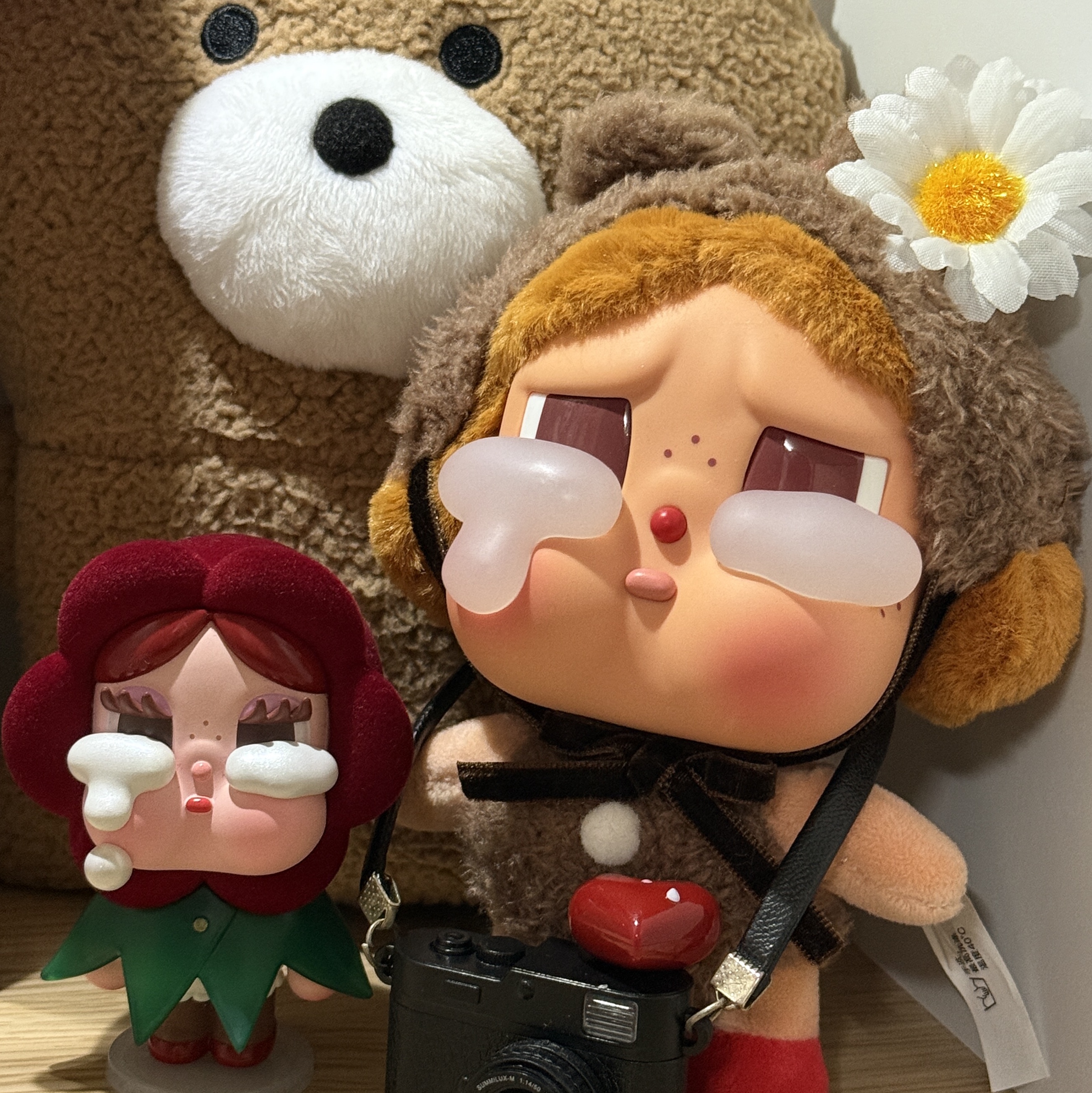 Pop Mart Crybaby Crying Again Series Plush Keyring Sealed Case (1 Blind Box), Pop Mart Crybaby Crying Again Series Plush Keyring Love Makes Us Cry (Opened Case) 착용 스타일