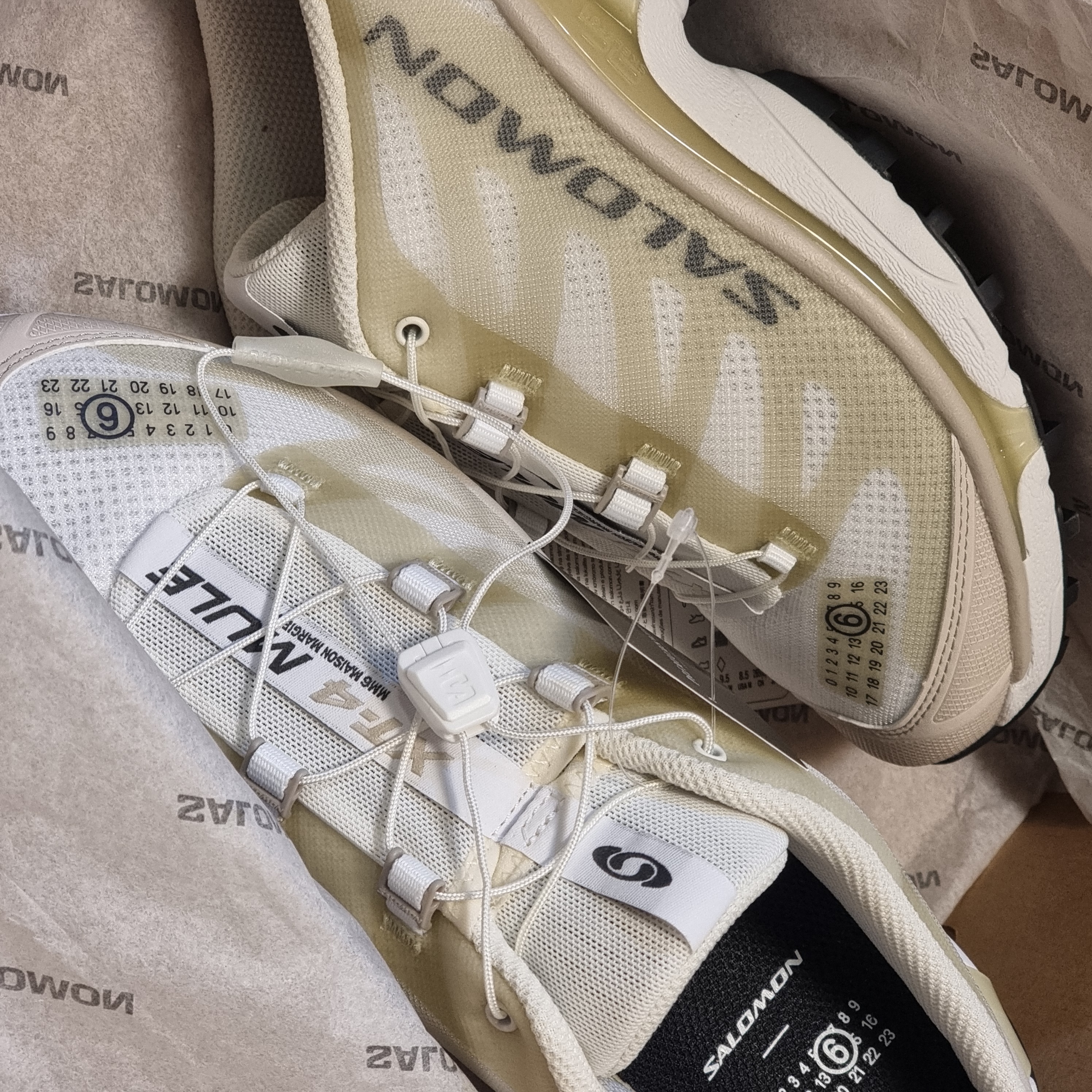 Salomon x MM6 Maison Margiela XT-4 Mule 2 White Green Haze 착용 스타일