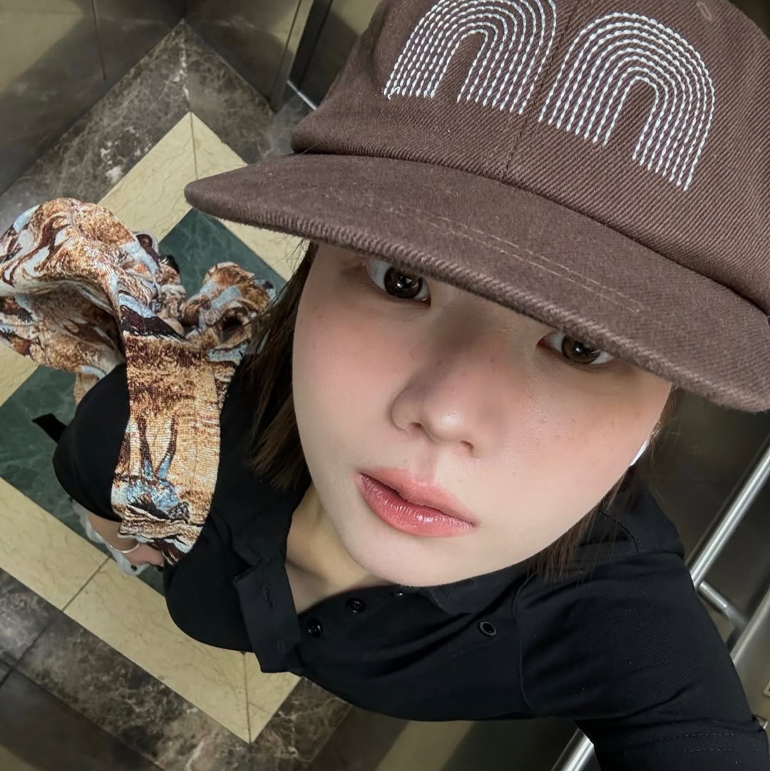 Not New Basic nn Cap Brown, Not New Pattern Duffle Bag Horse 착용 스타일 - 1