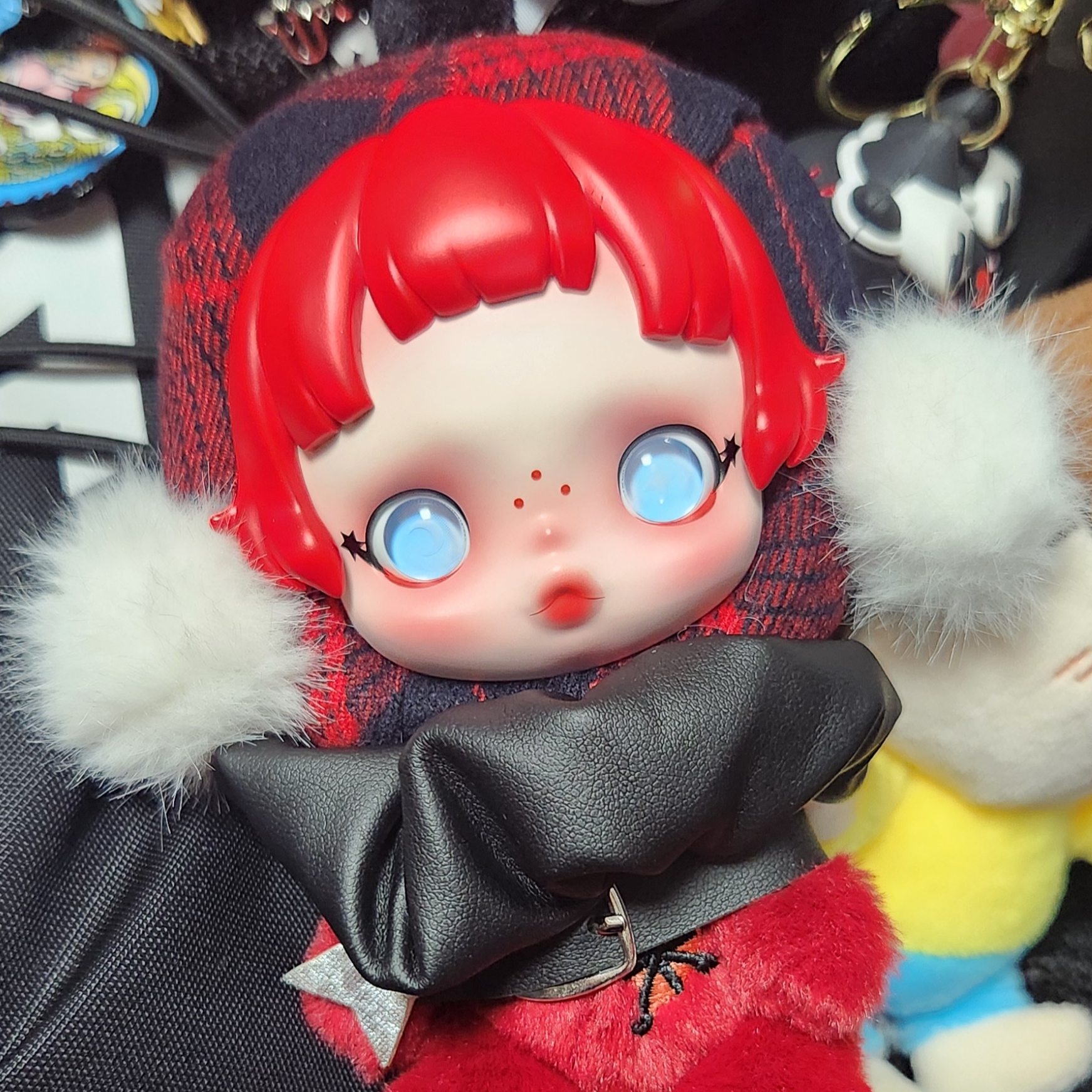 Pop Mart Skullpanda Winter Symphony Series Keyring Sealed Case (1 Blind Box), Pop Mart Skullpanda L’Impressionnisme Series Plush Doll (1 Blind Box) 착용 스타일 - 1