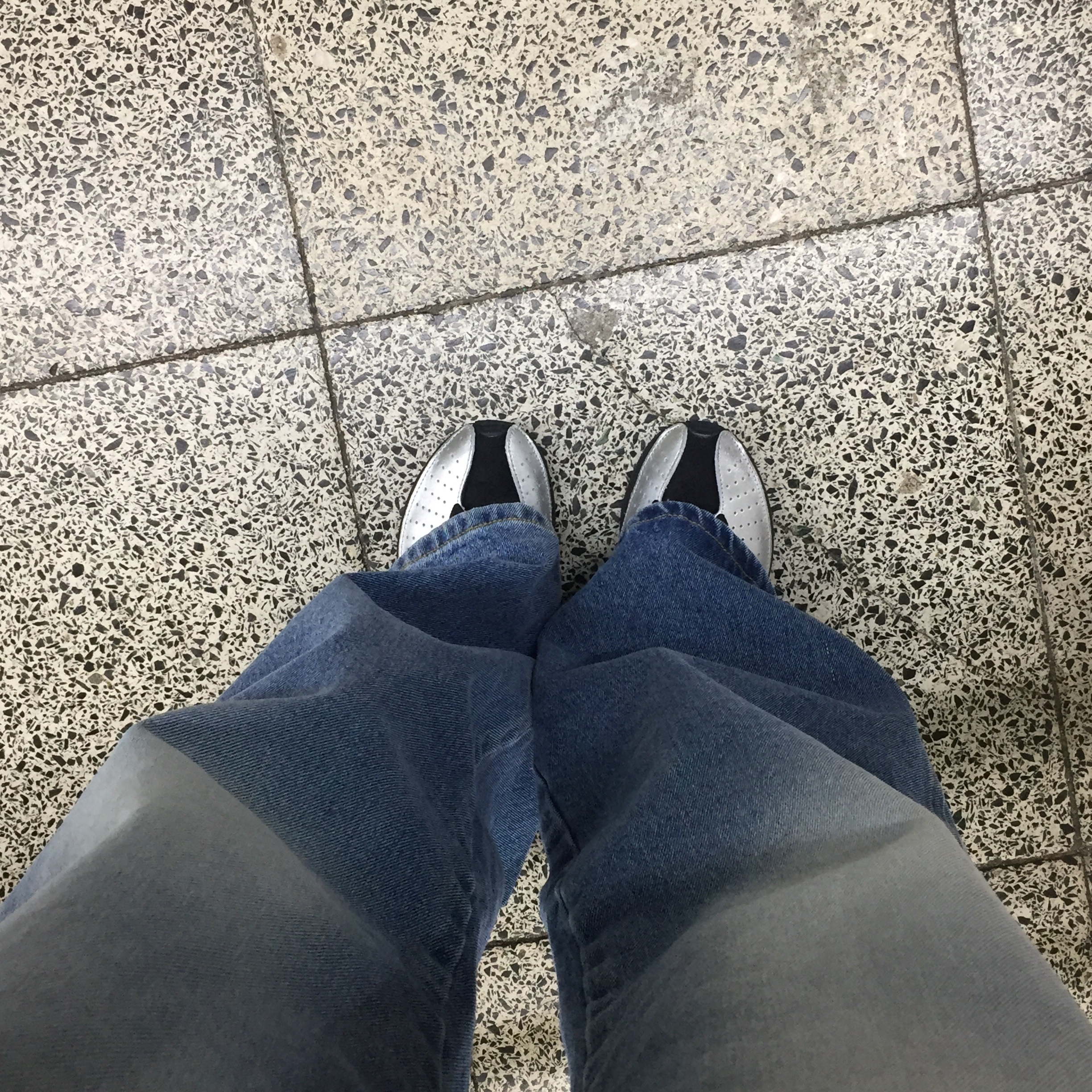 (W) Nike Air Superfly Metallic Silver and Black 착용 스타일