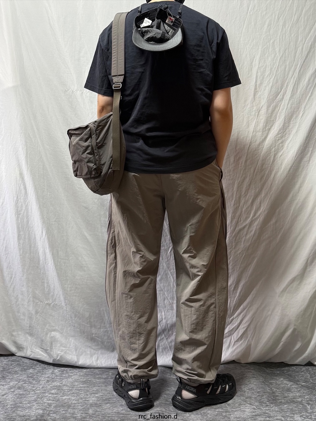 Sansan Gear Zipper Pants Gray - 22SS, Hoka Hopara Black Castle Rock 착용 스타일 - 3