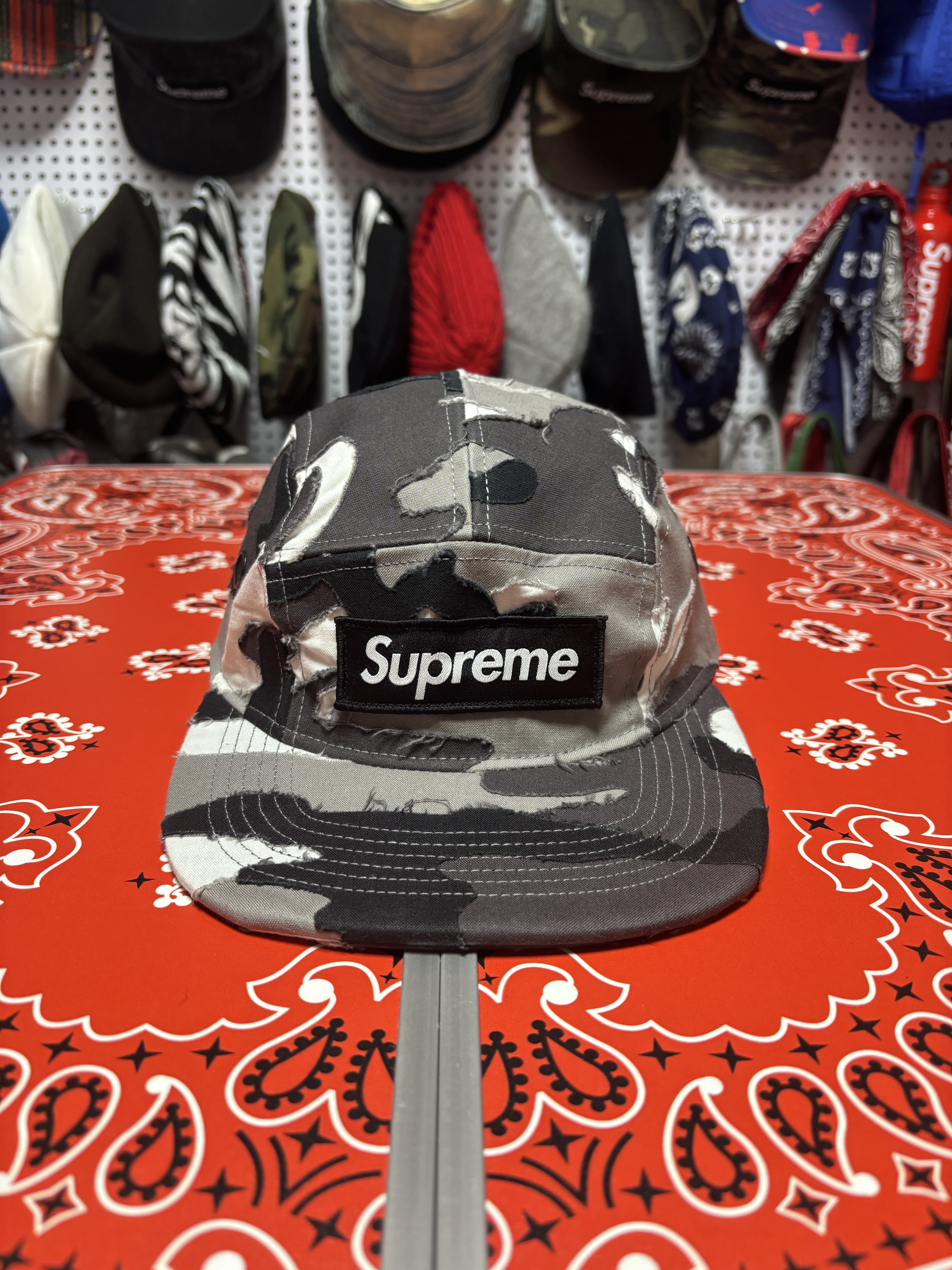 Supreme Layered Camo Camp Cap Snow Camo - 25SS 착용 스타일