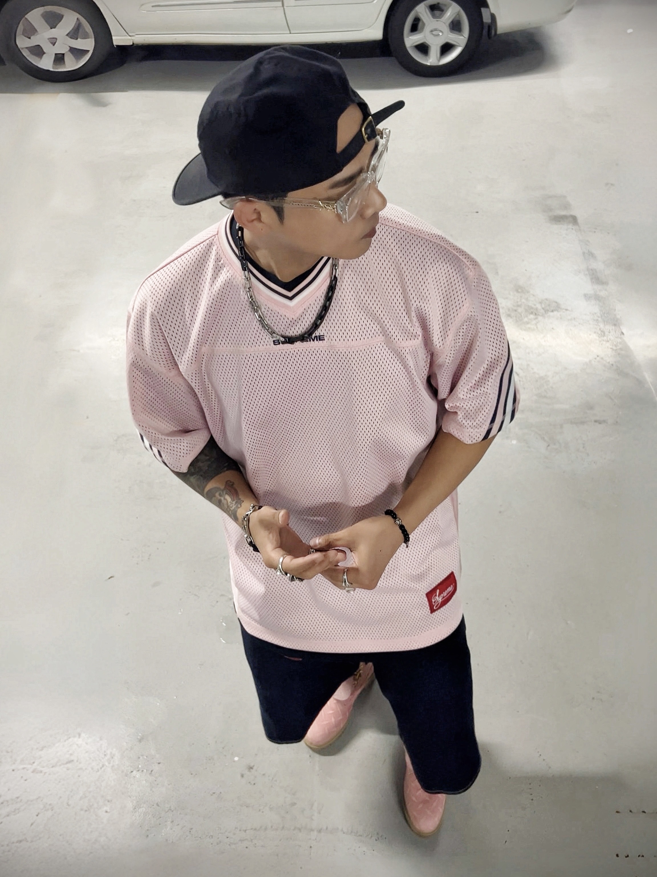 Supreme Washed Chino Twill Camp Cap Black, Supreme x Homerun T-Shirt Black - 25SS 착용 스타일