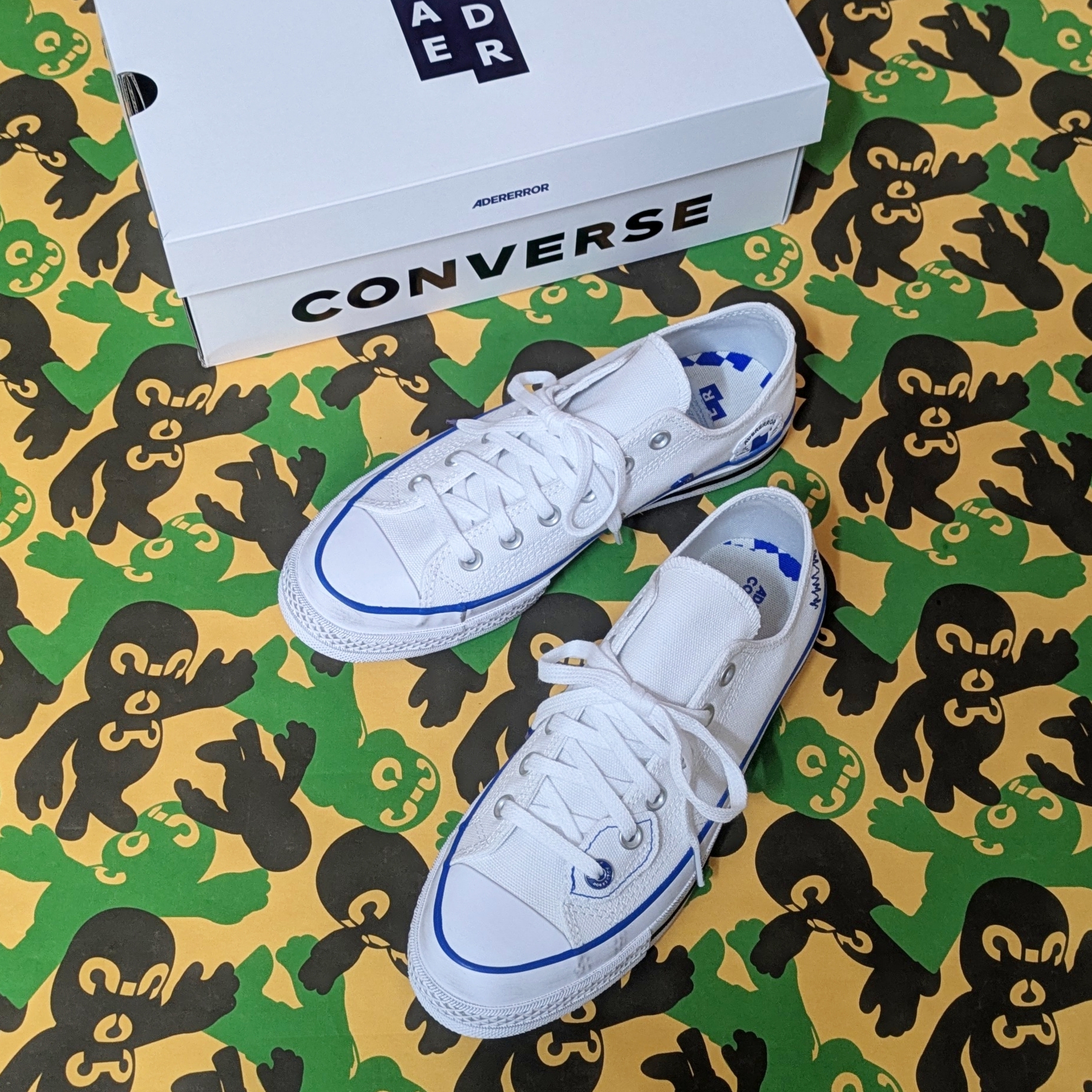Converse x Ader Error Sig; Chuck 70 Low White Blue 착용 스타일 - 1