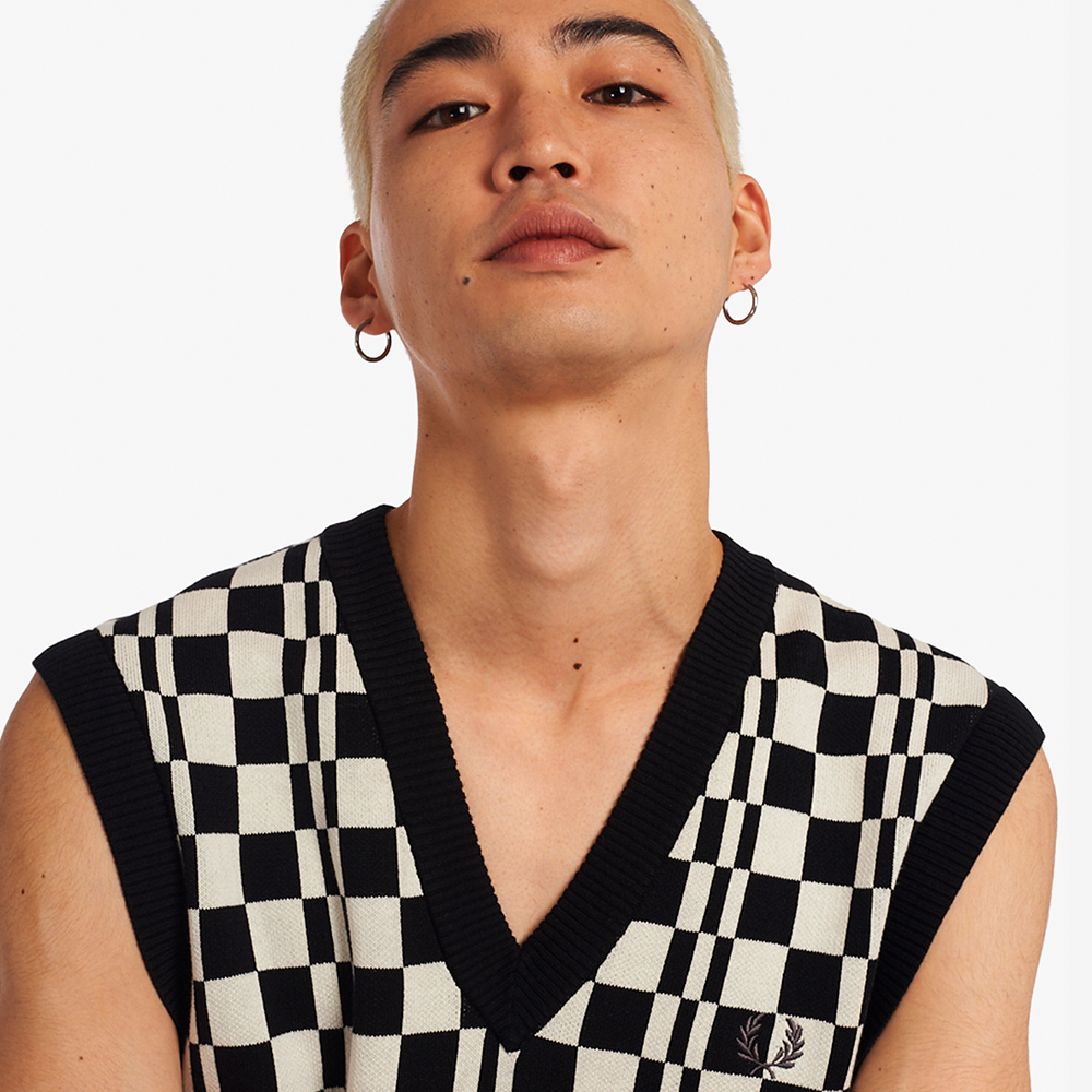 프레드페리 체커보드 니트 베스트 블랙 에크루(Fred Perry Chequerboard Knitted Vest Black Ecru) - 2