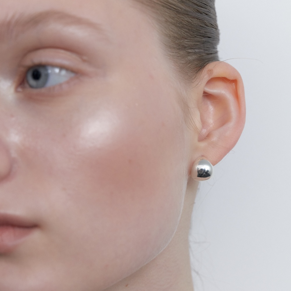 러브미몬스터 [실버] 볼드 문 귀걸이 실버(lovememonster [Silver] Bold Moon Earrings  Silver) - 5