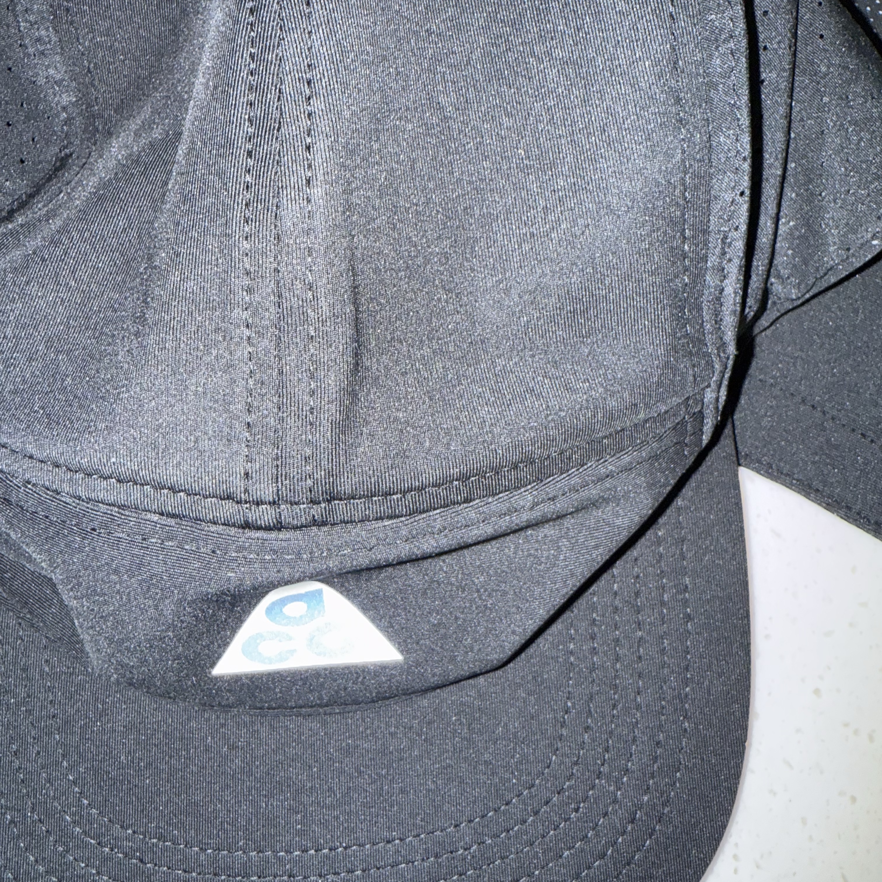 Nike ACG Fly Cap Black 착용 스타일 - 1