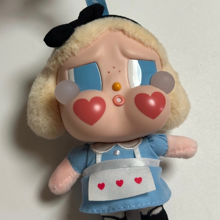 Pop Mart Crybaby Crying Again Series Plush Keyring She's Alice (Opened Case) 착용 스타일 - 2