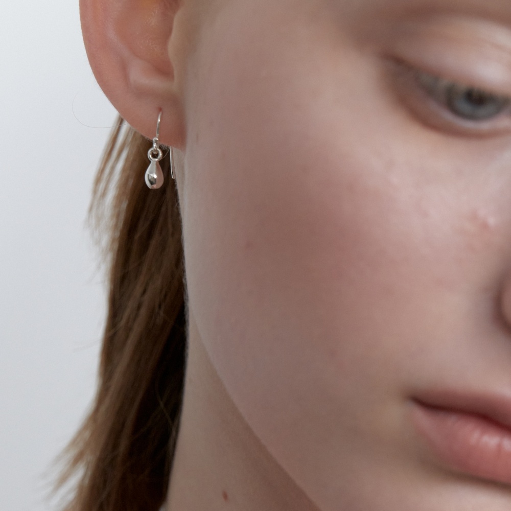 러브미몬스터 [실버] 티니 드롭 귀걸이 실버(lovememonster [Silver] Tini Drops Earrings  Silver) - 2