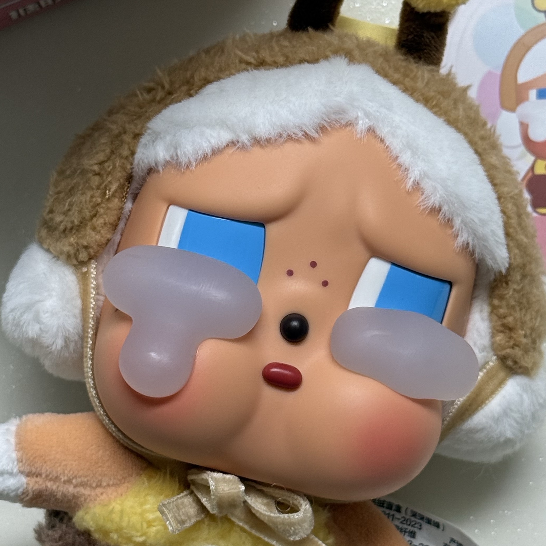 Pop Mart Crybaby Crying Again Series Plush Keyring Sealed Case (1 Blind Box) 착용 스타일