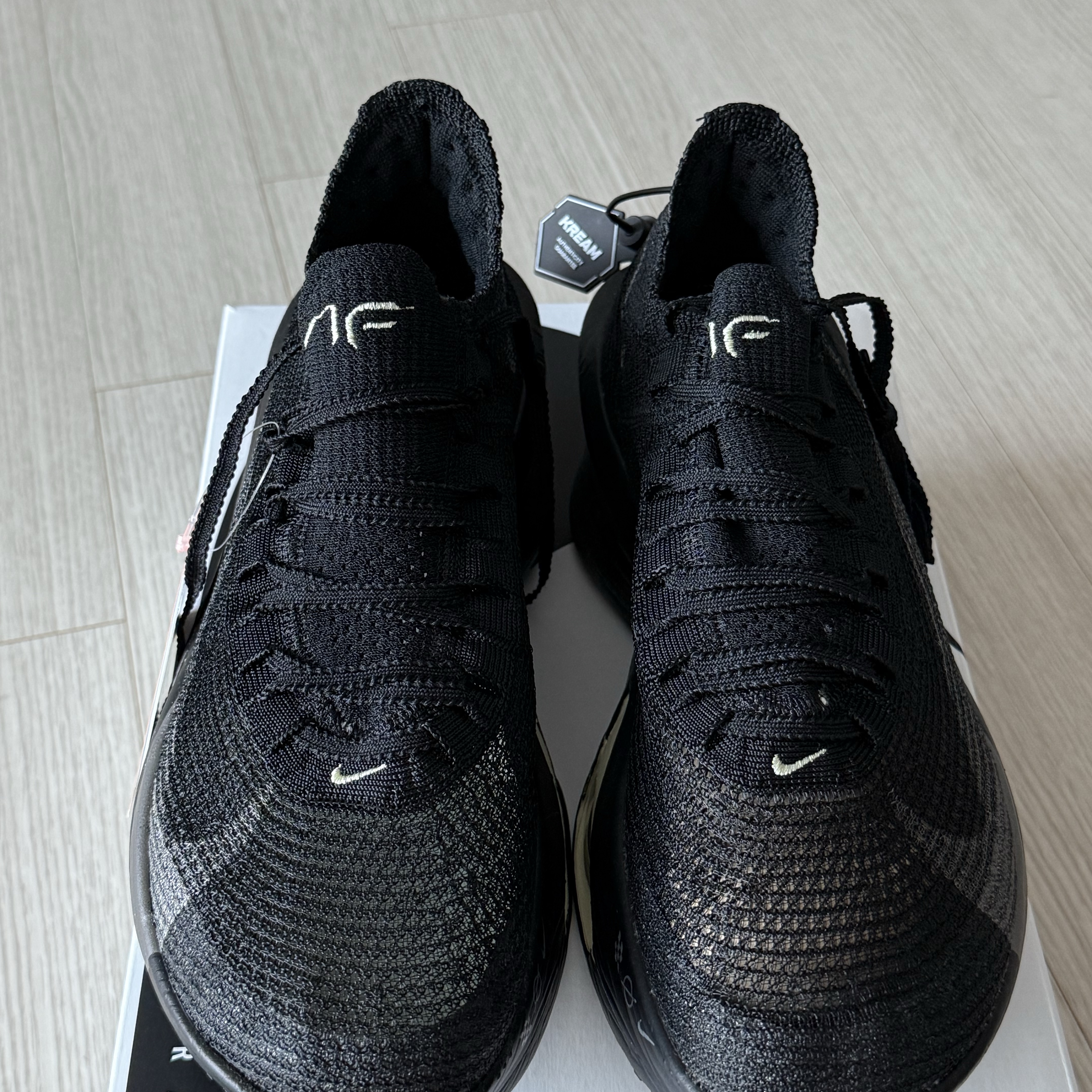 Nike Air Zoom Alphafly Next% 3 Black Olive Aura 착용 스타일 - 2