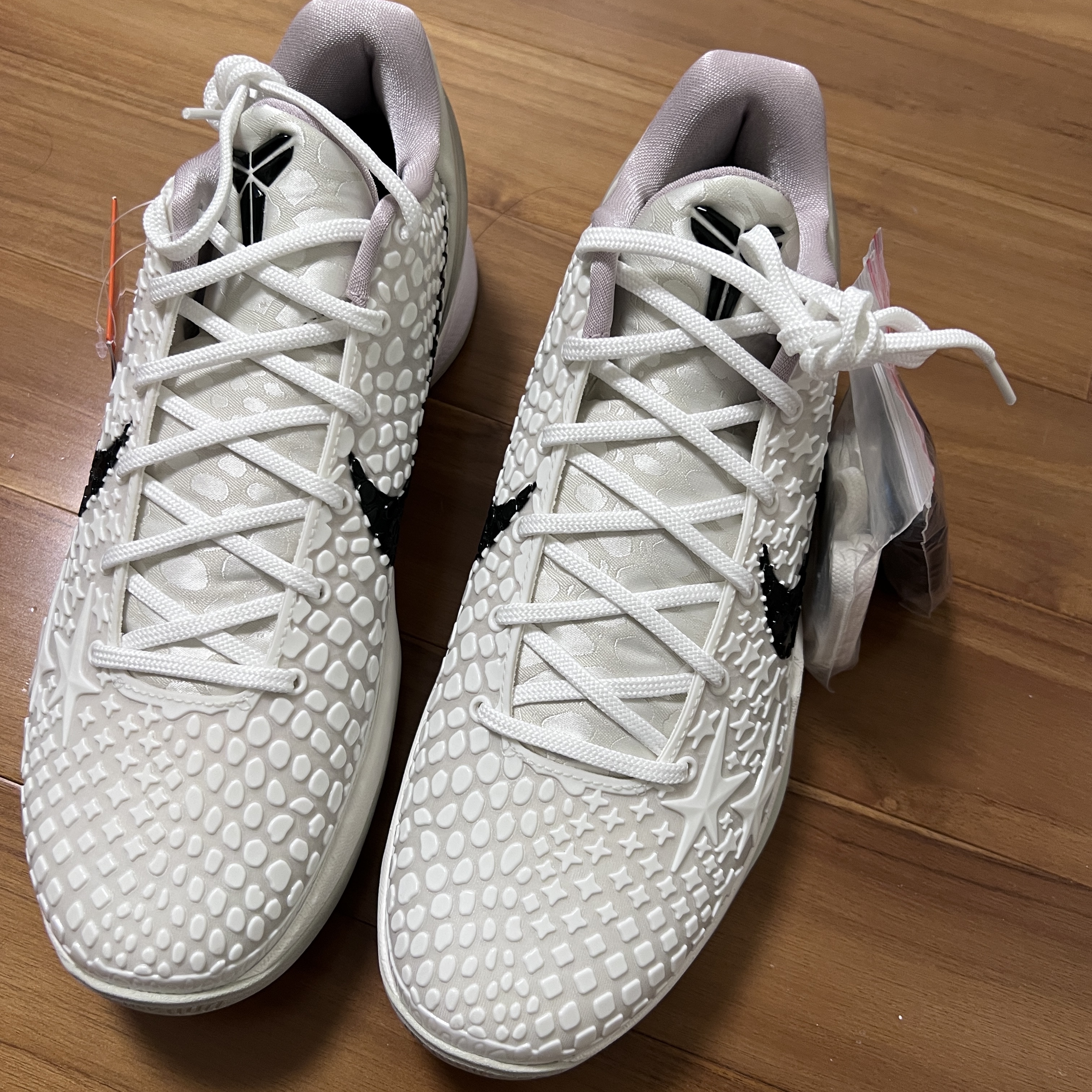 Nike Kobe 6 Protro Sail 착용 스타일