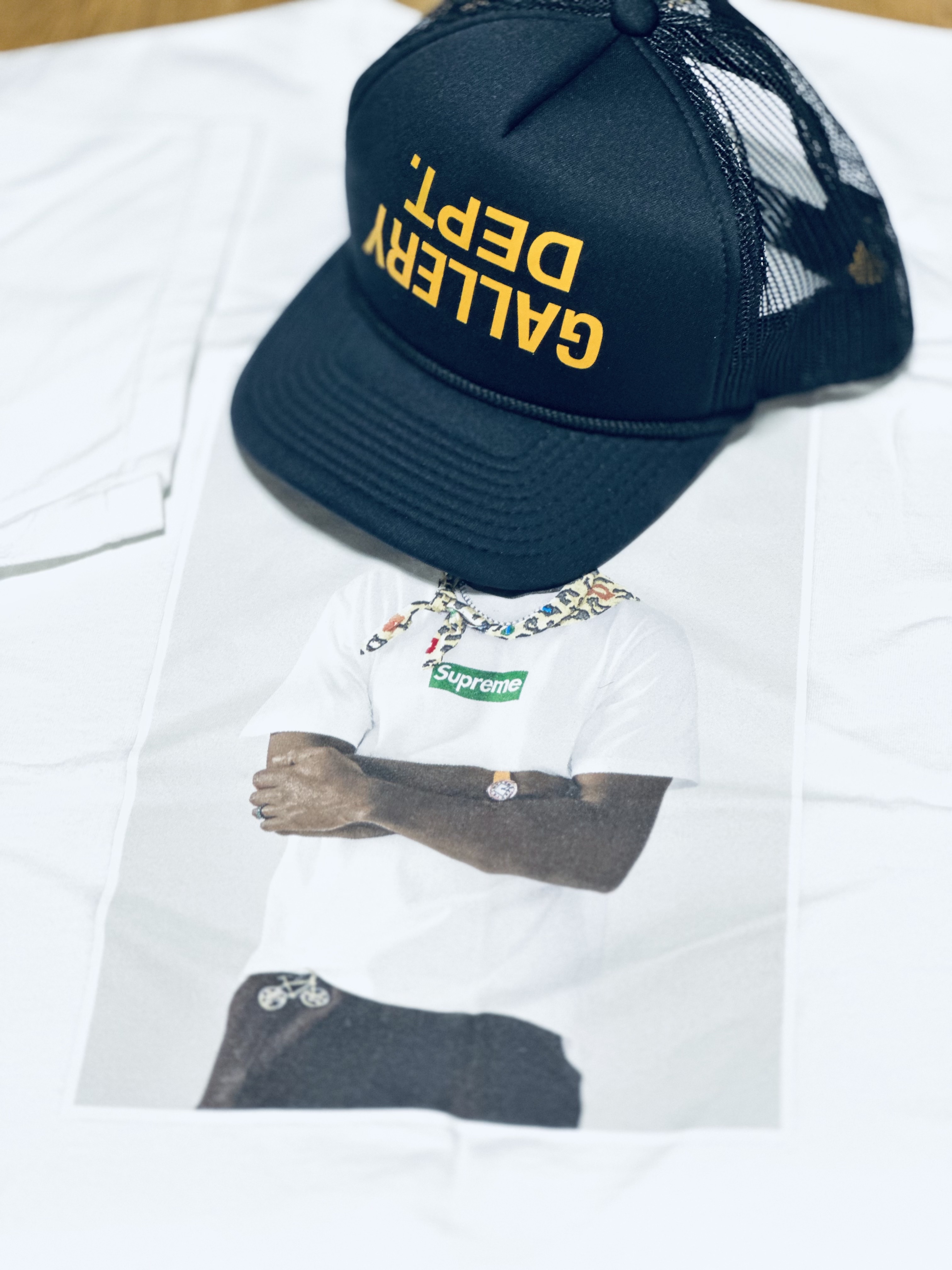 Gallery Dept. Fucked Up Trucker Cap Black, Supreme Tyler The Creator T-Shirt White - 24FW 착용 스타일