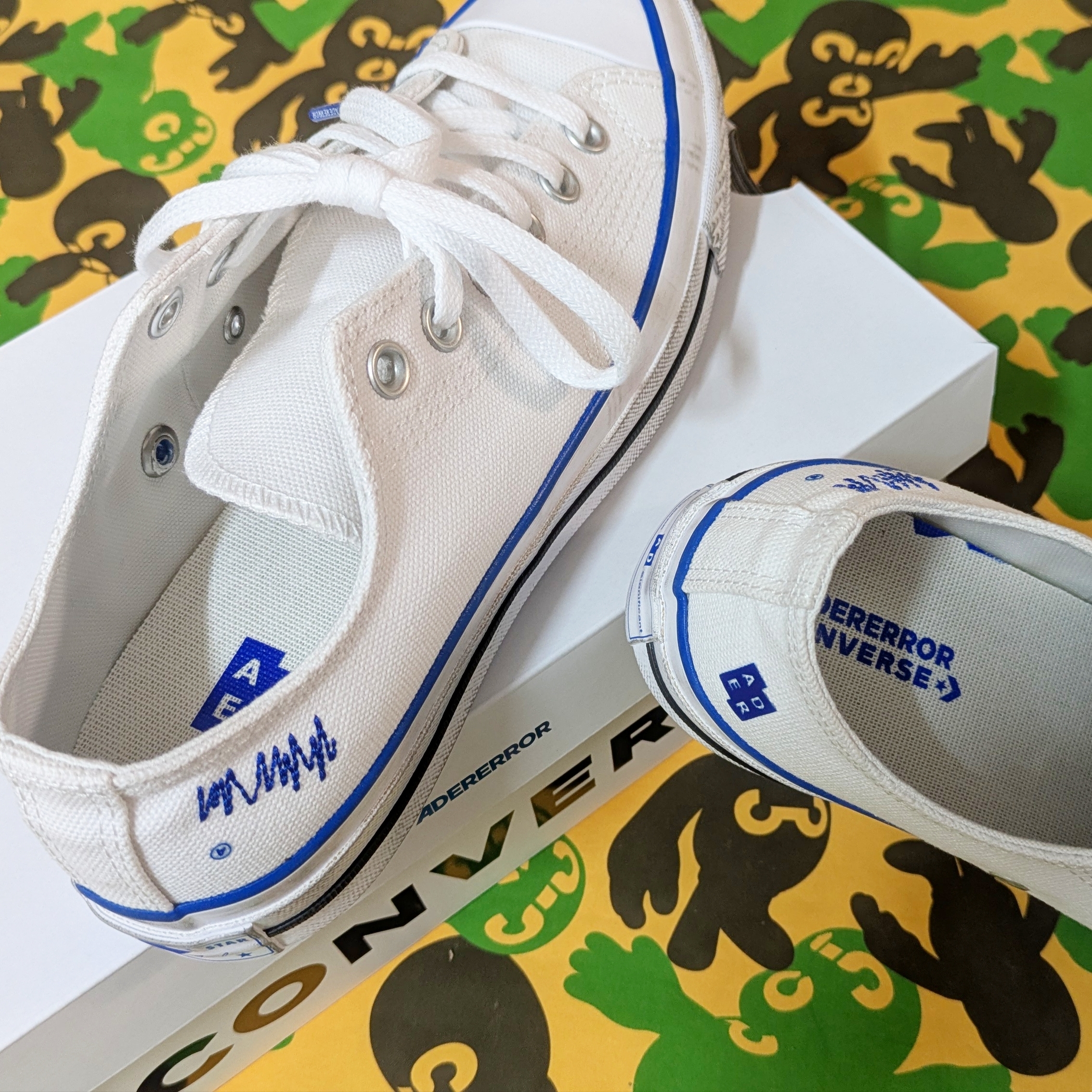 Converse x Ader Error Sig; Chuck 70 Low White Blue 착용 스타일 - 3