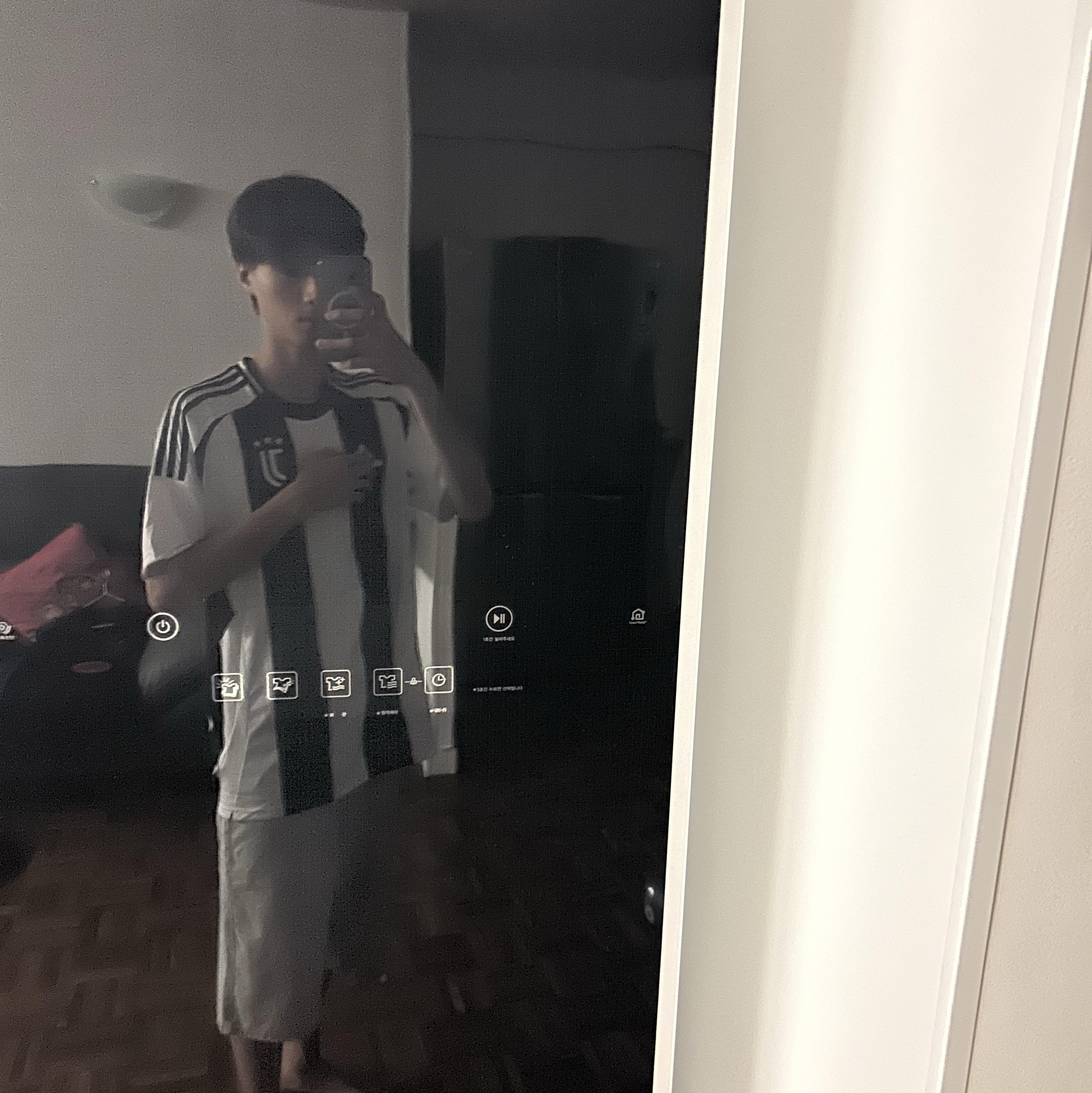 Adidas Juventus 25/26 Home Jersey White Black - KR Sizing (Non Marking Ver.) 착용 스타일