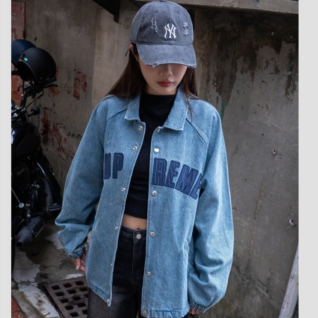 Supreme Arc Denim Coaches Jacket Washed Indigo - 25SS 착용 스타일 - 4