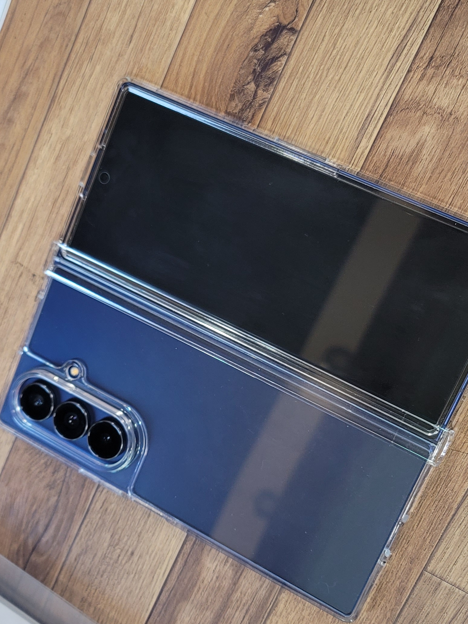 Samsung Galaxy Z Fold7 512GB Blue Shadow (Korean Ver.) 착용 스타일 - 2