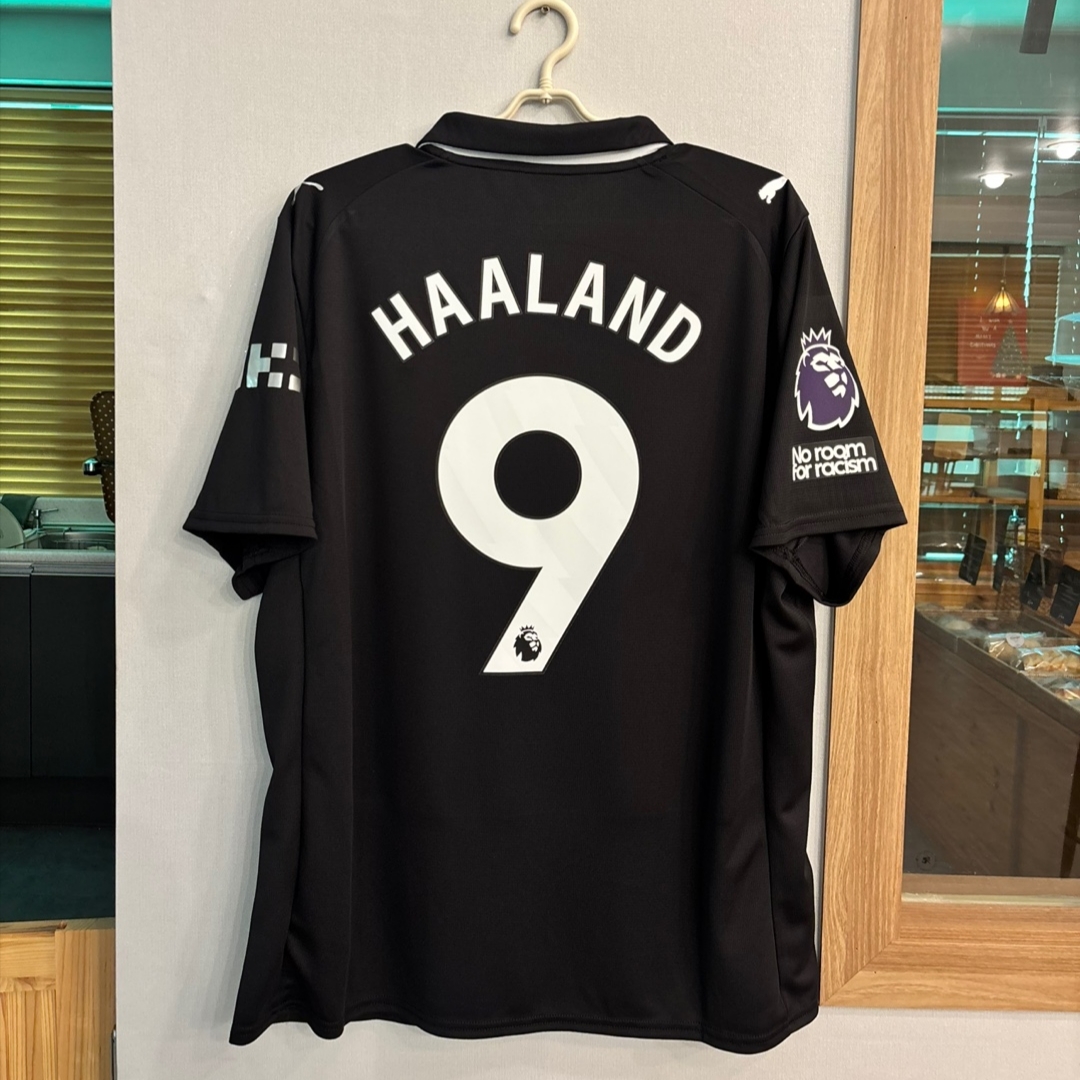 Puma Manchester City 2025/26 Away Replica Jersey Black (Non Marking Ver.) 착용 스타일 - 4