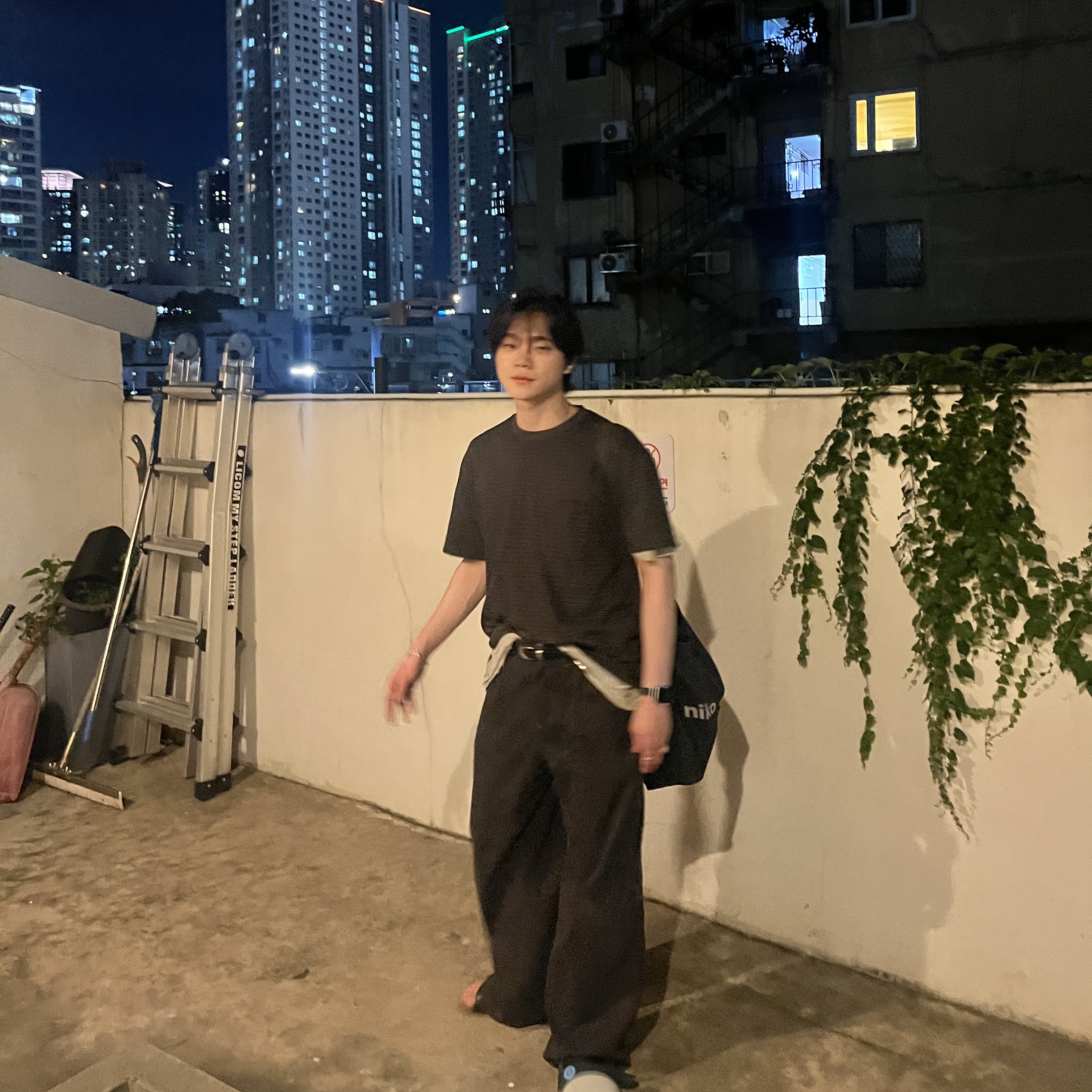 Polyteru Human Index Human Striped Pocket 1/2 T-Shirt Charcoal, Polyteru 1011 Gosima Pants Rivet Flowers Vintage Charcoal 착용 스타일