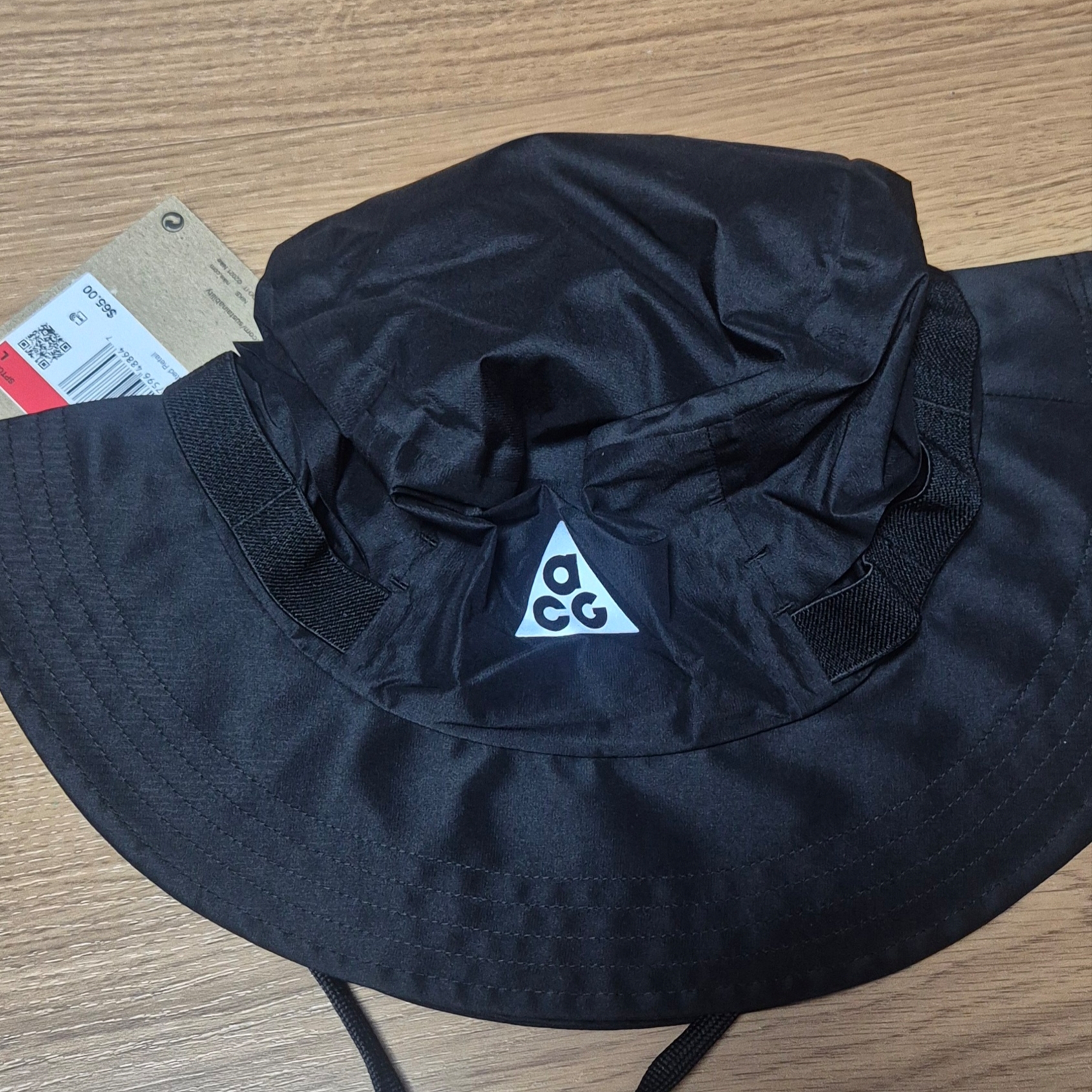 Nike ACG Apex Storm-Fit Bucket Hat Black 착용 스타일 - 1