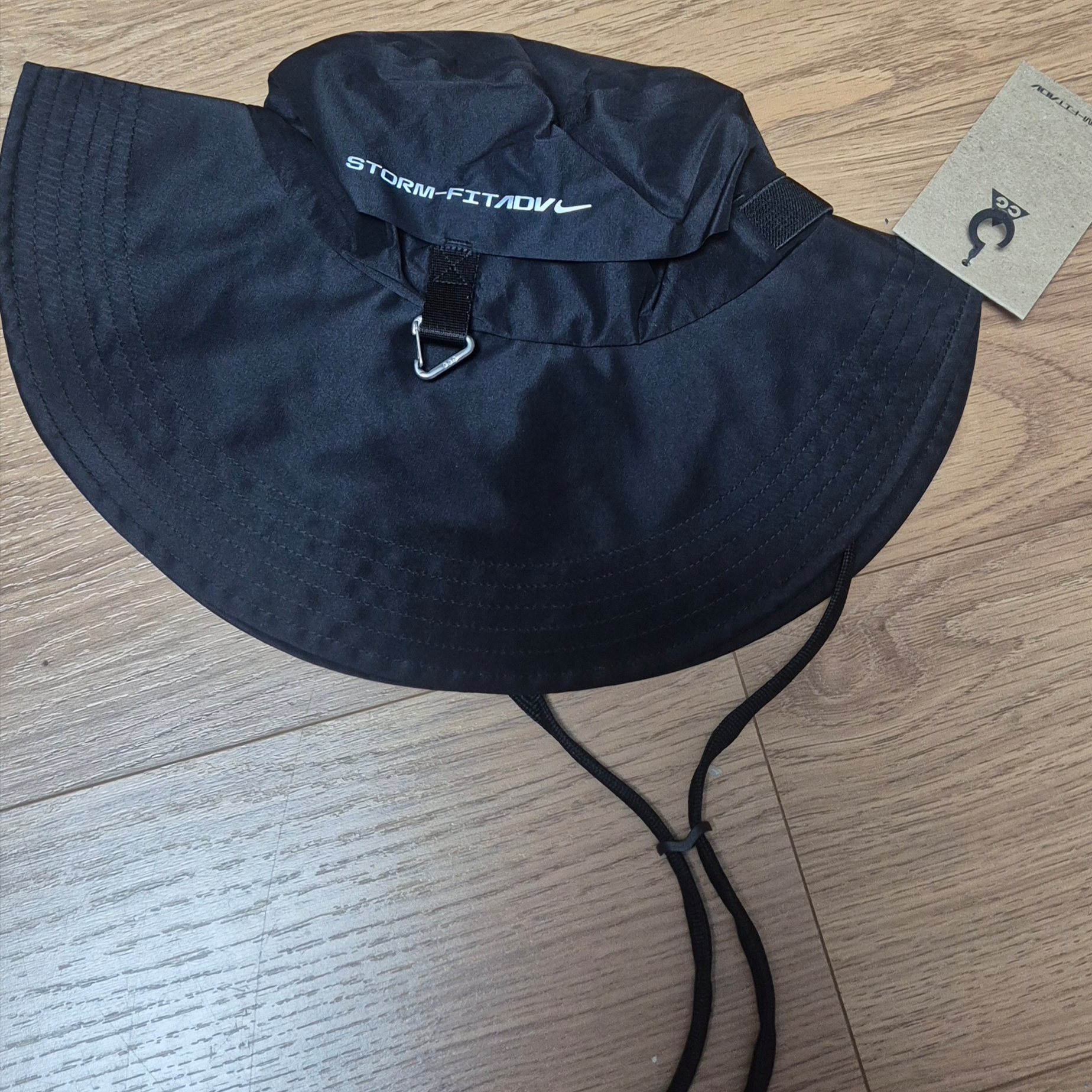 Nike ACG Apex Storm-Fit Bucket Hat Black 착용 스타일 - 2