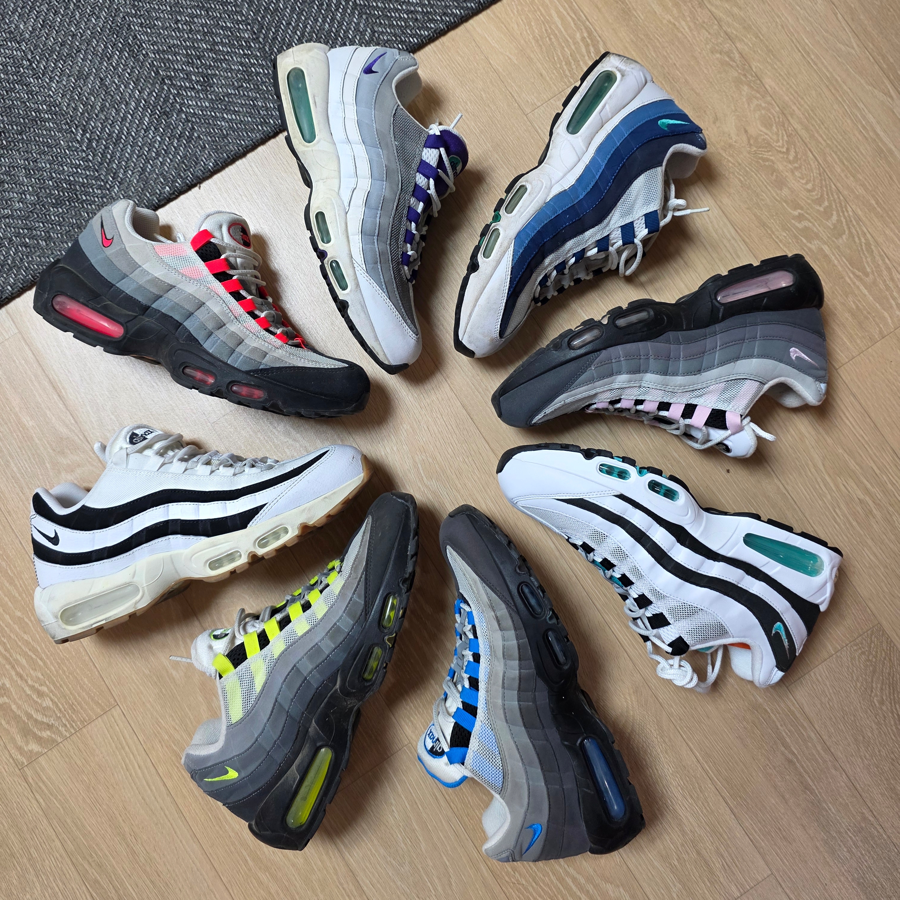 Nike Air Max 95 OG White and Black, Nike Air Max 95 OG Neon 착용 스타일